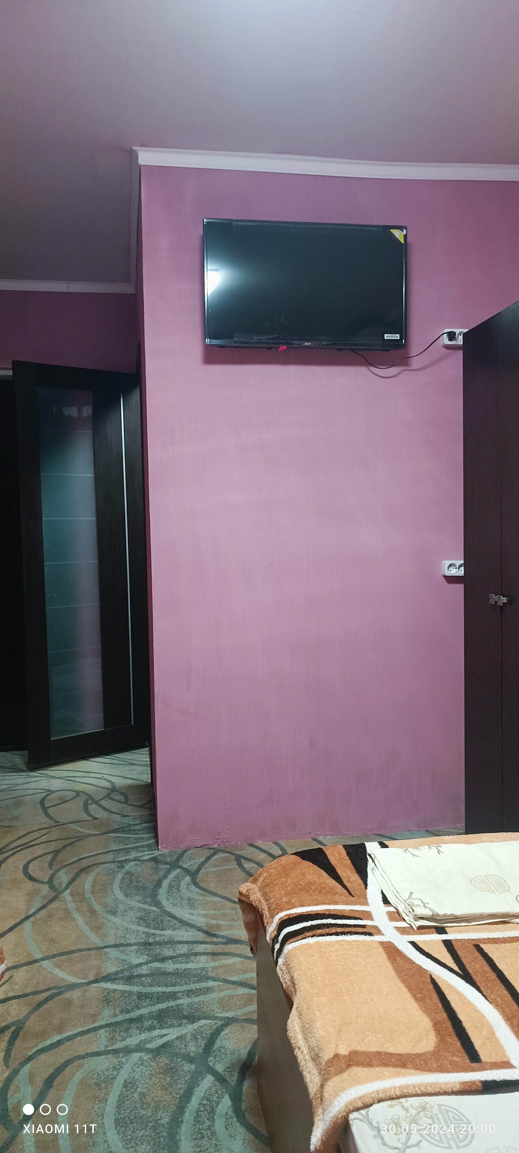 Трехместный номер «Комфорт» с душем