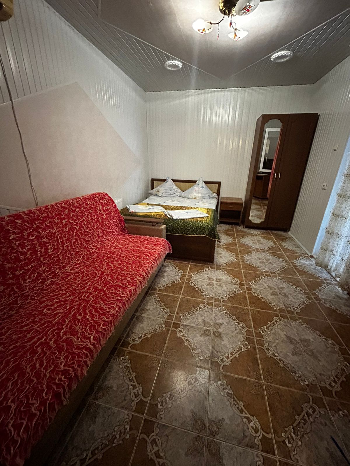 Улучшенный четырехместный номер