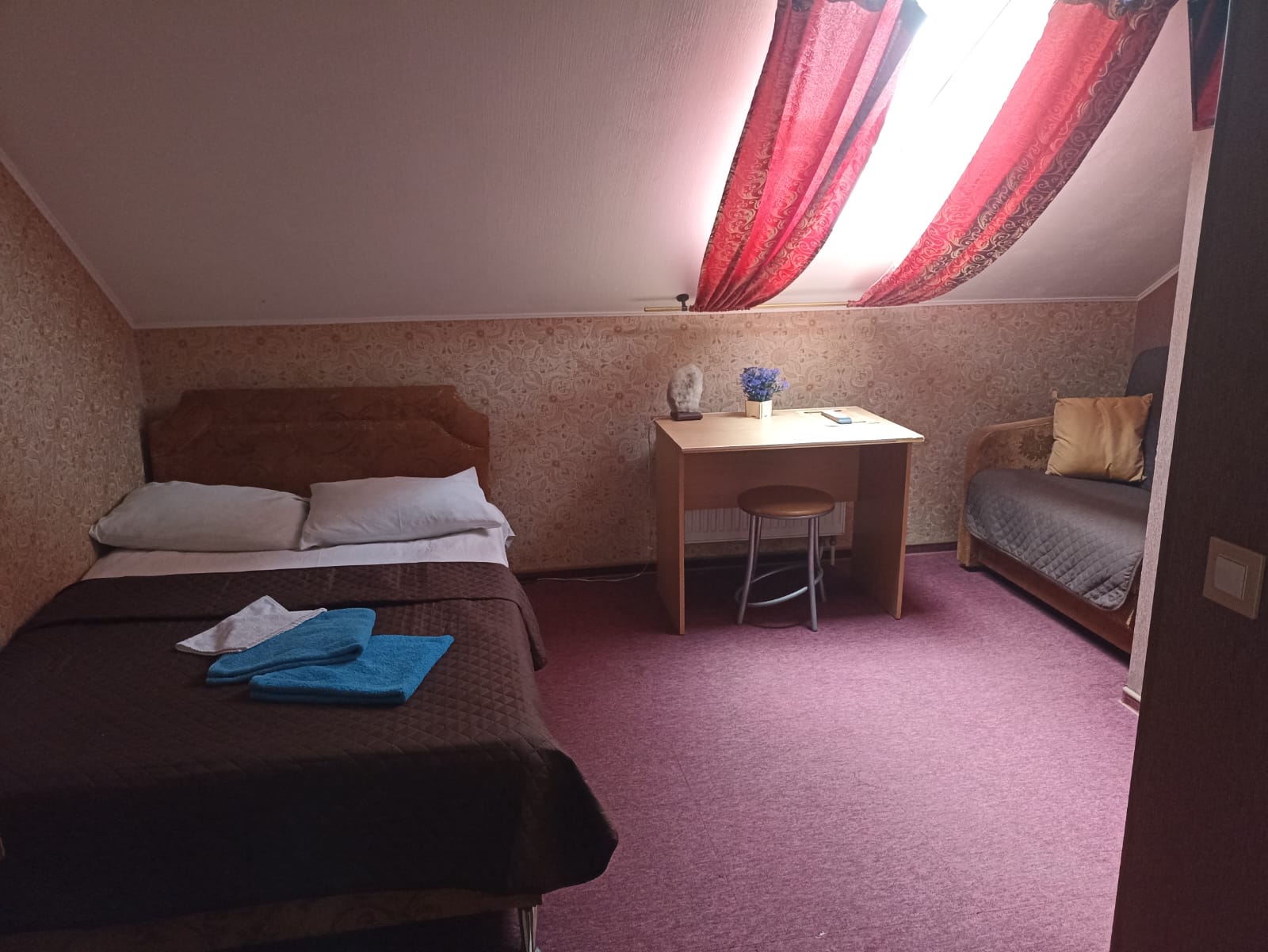 Двухместный номер с 1 кроватью и собственной ванной комнатой