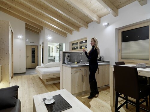 Улучшенный двухместный номер с 1 двуспальной кроватью, балкон, на горном склоне в Natur & Aktiv Resort Ötztal