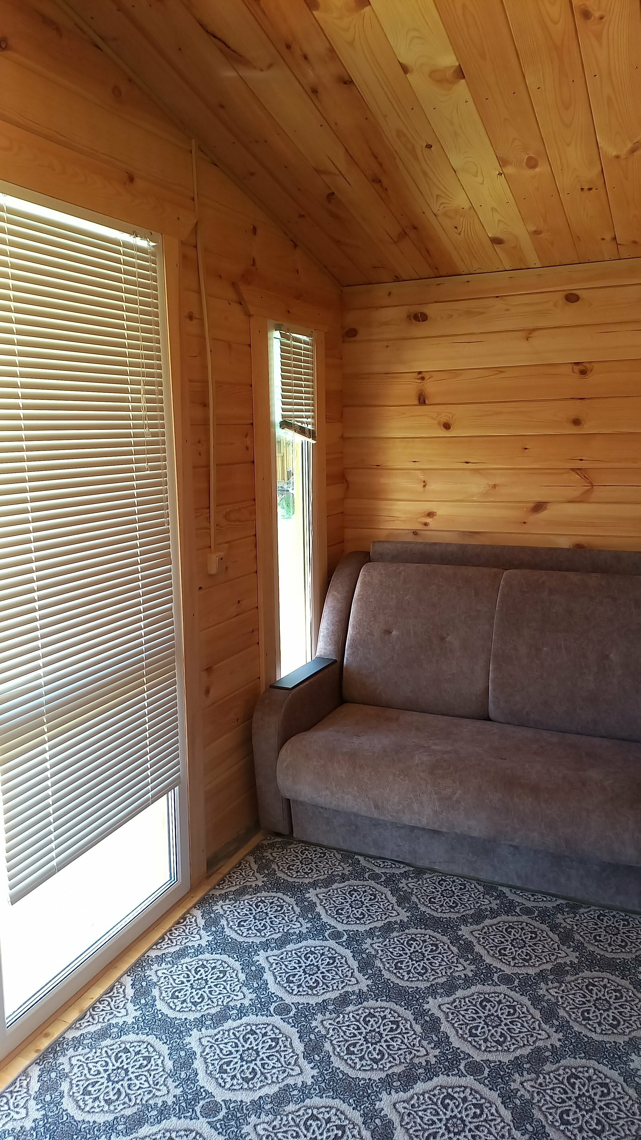 Трехместный номер «Комфорт» с душем