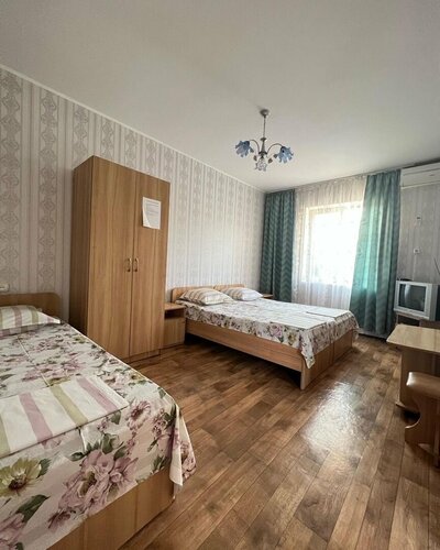 Трехместный номер «Комфорт» в Лейла