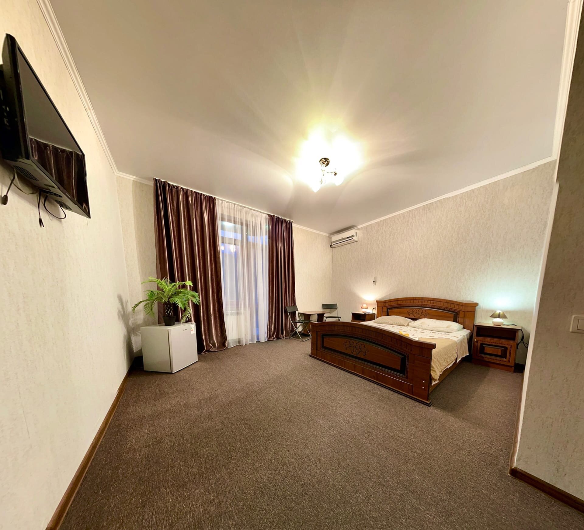 Двухместный номер с 1 кроватью и балконом