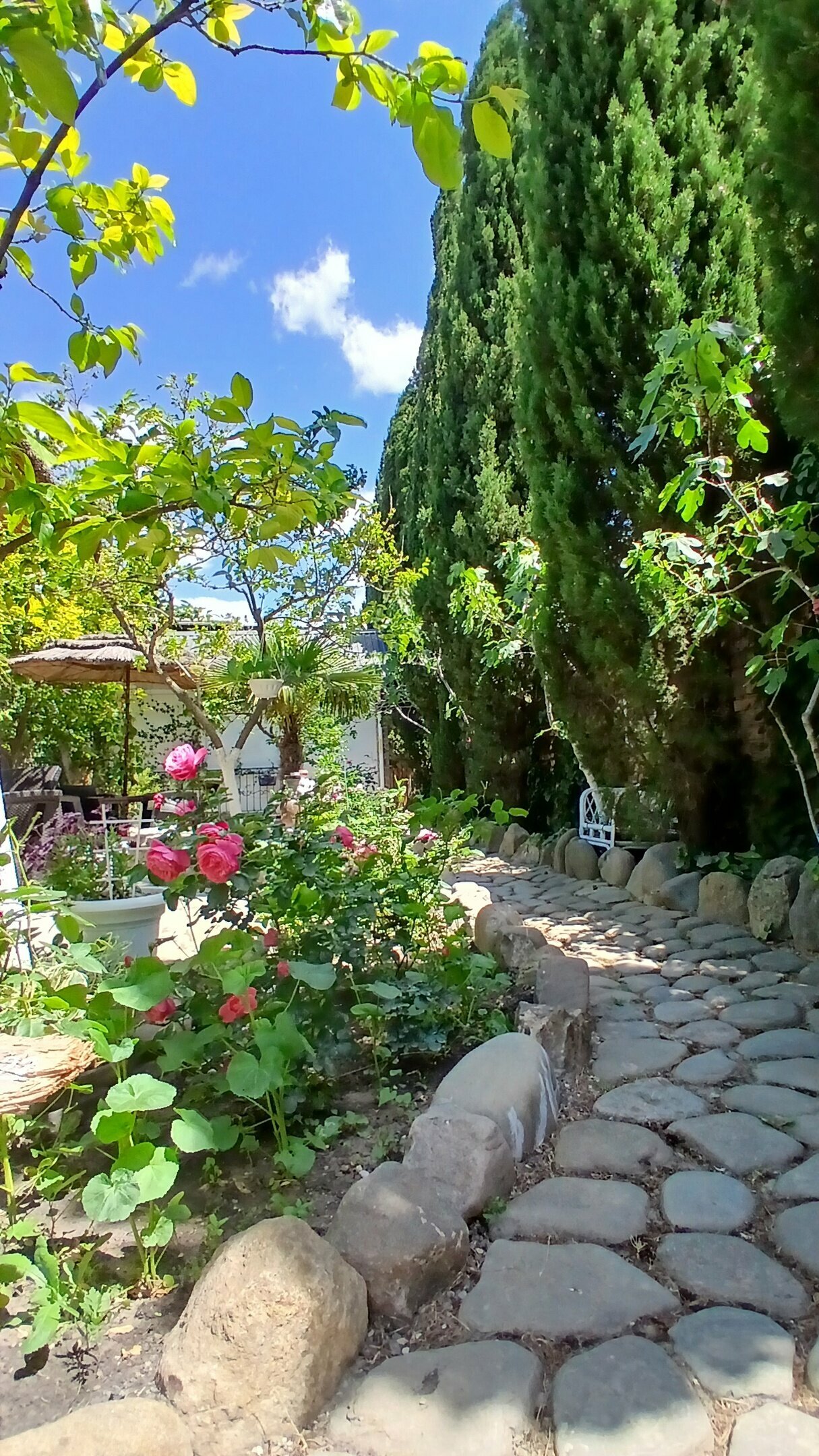 Стандартный трехместный номер