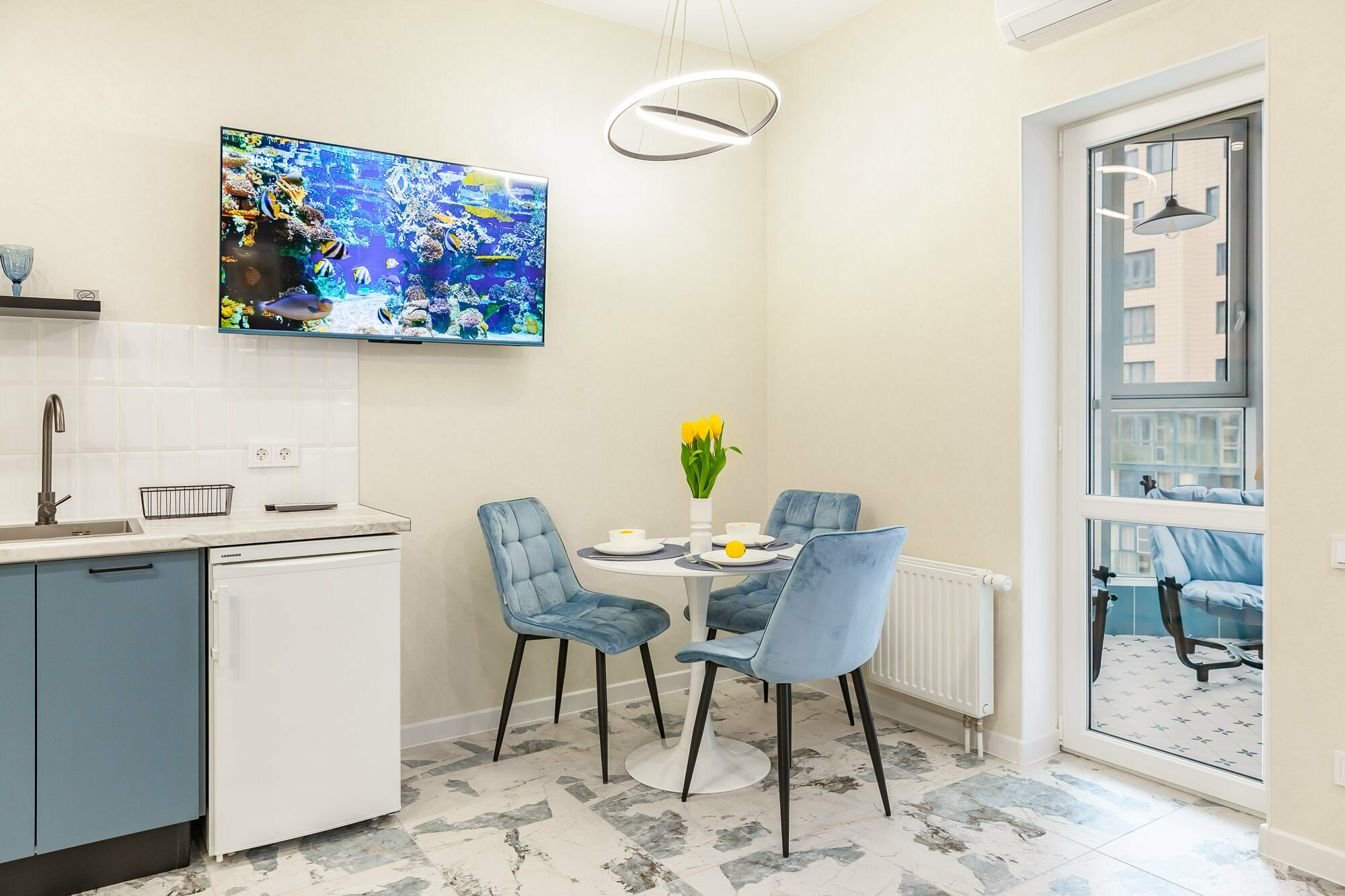 Апартаменты-студия с видом на море