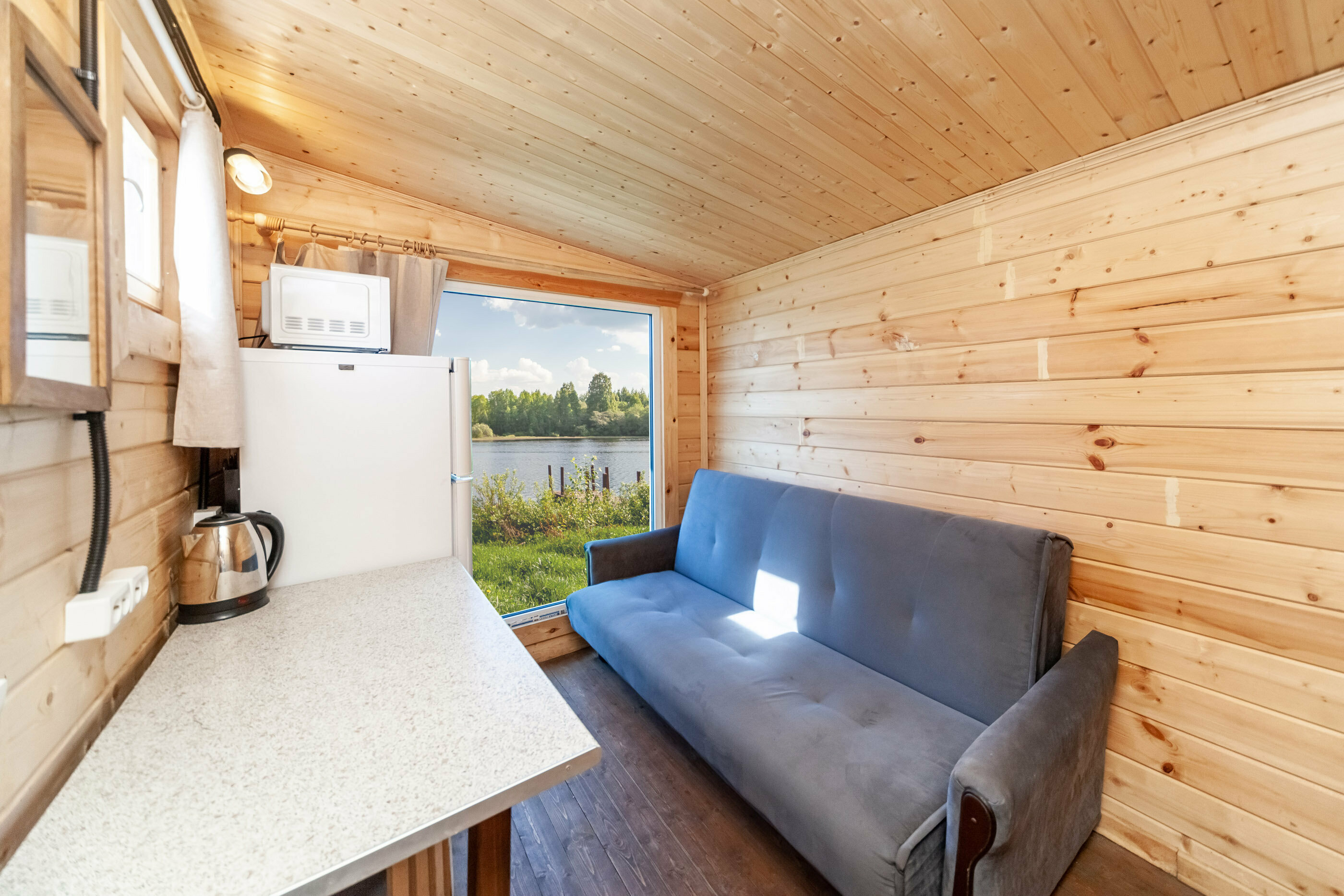 Небольшой двухместный номер с 1 кроватью