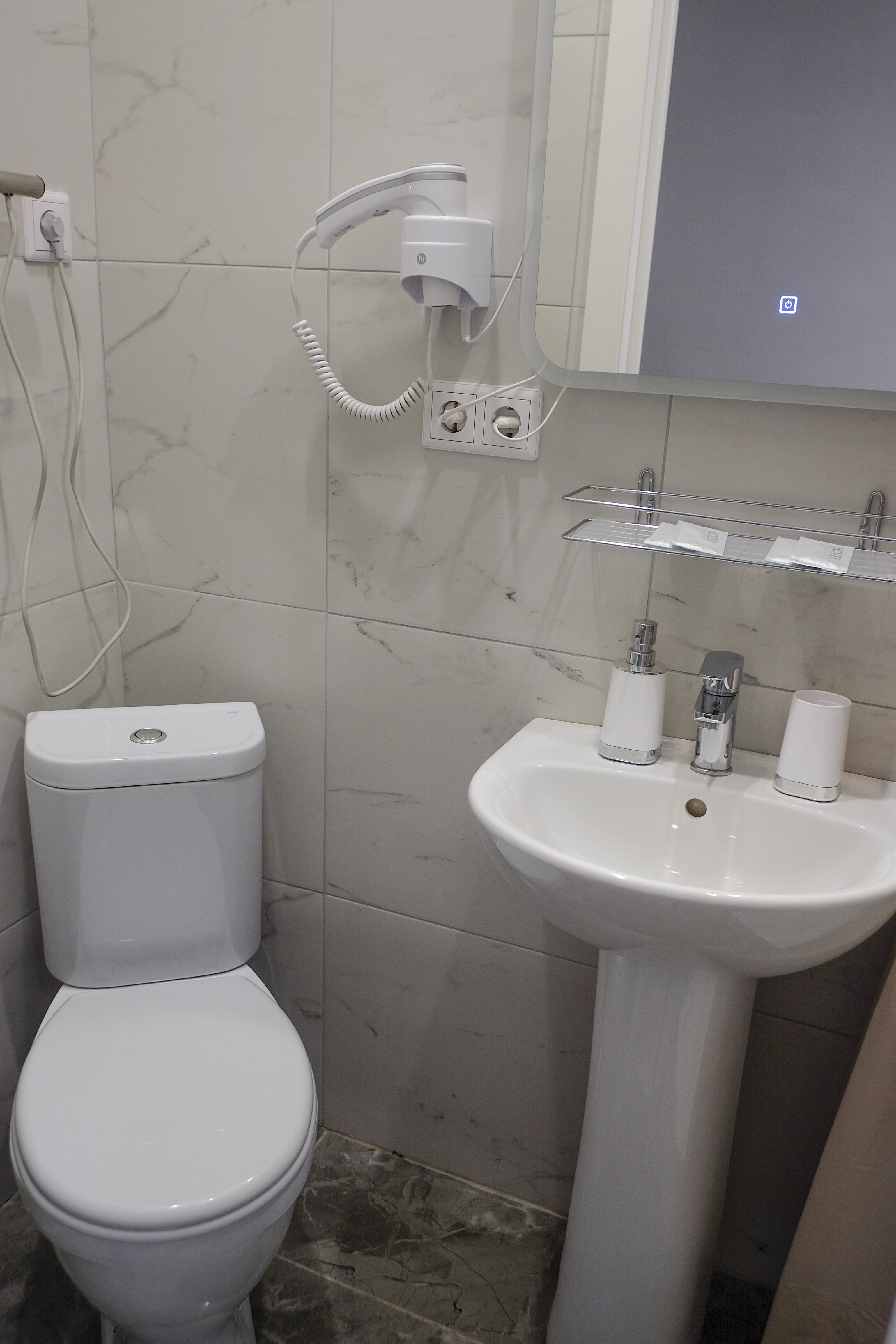 Улучшенный двухместный номер с 2 отдельными кроватями