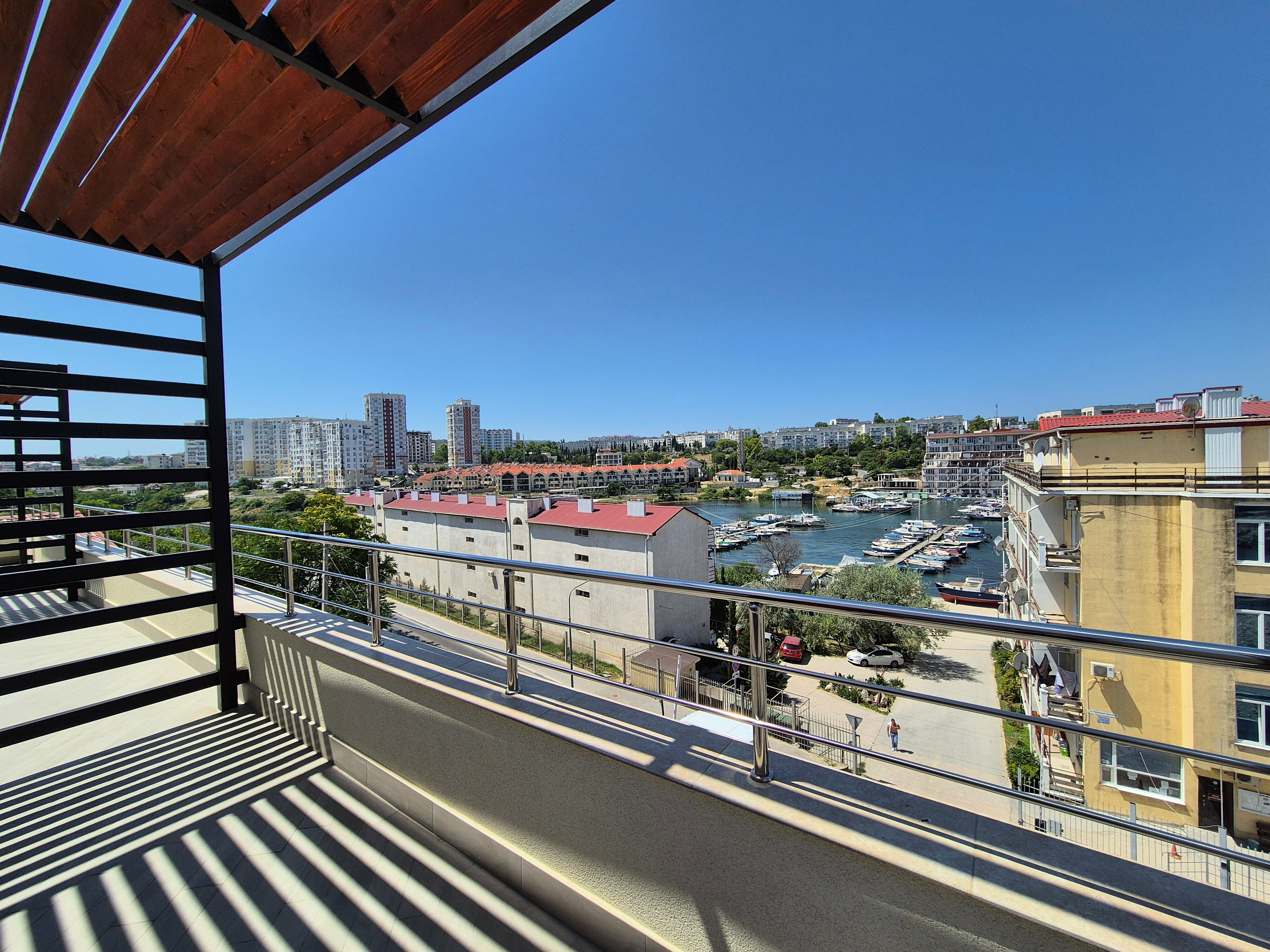 Люкс с видом на море