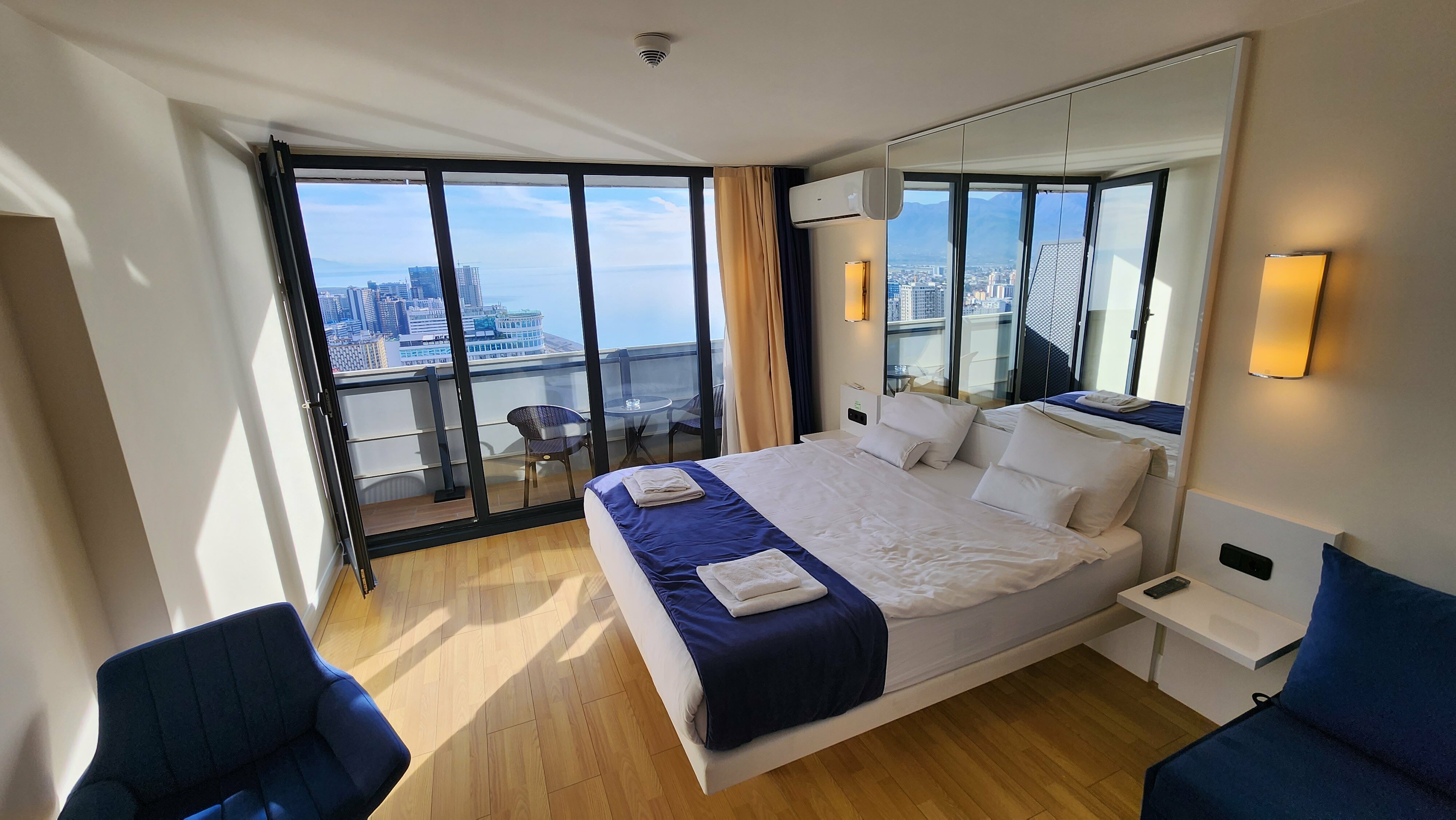 Люкс с видом на море