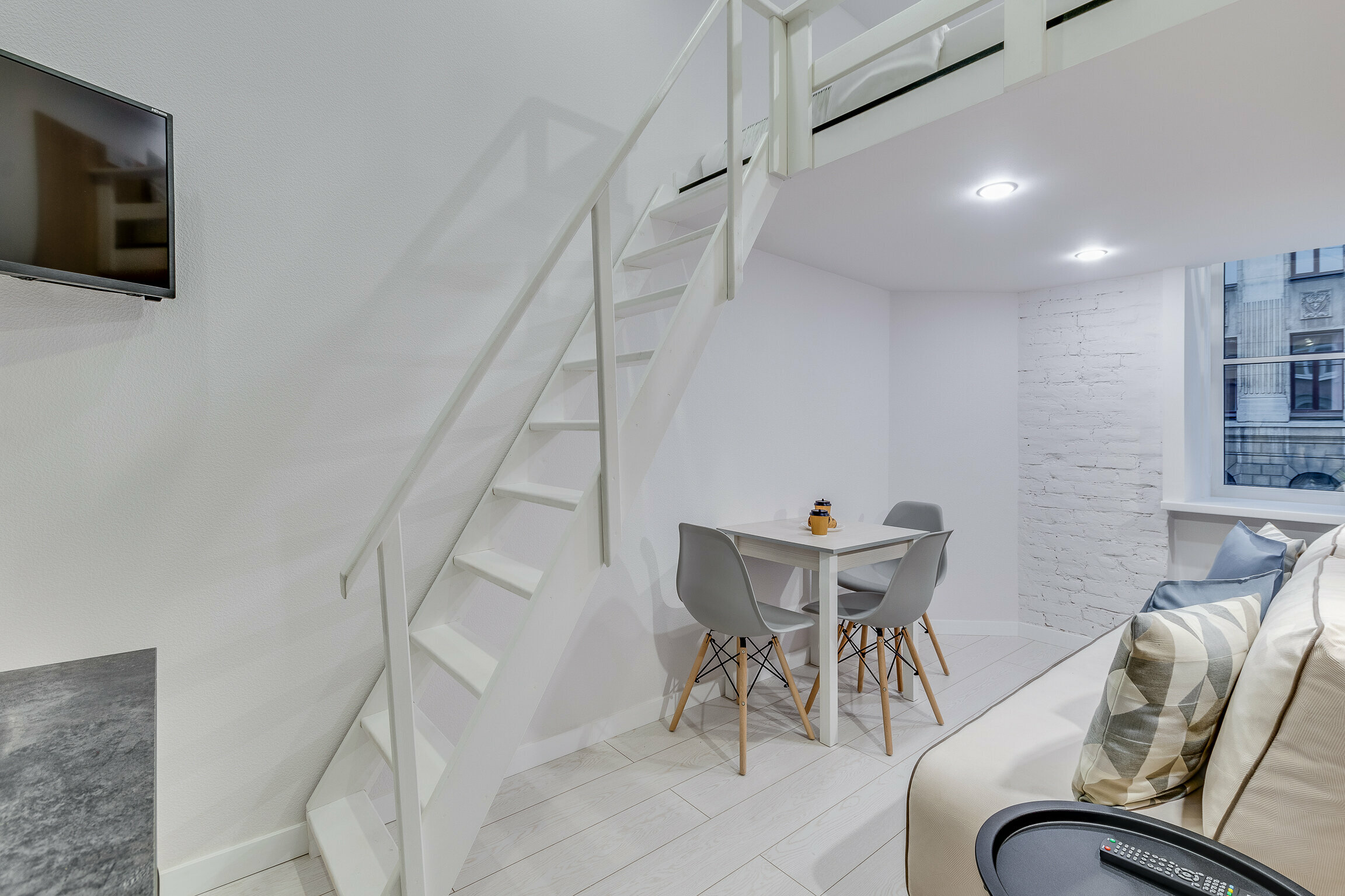 Двухуровневые апартаменты