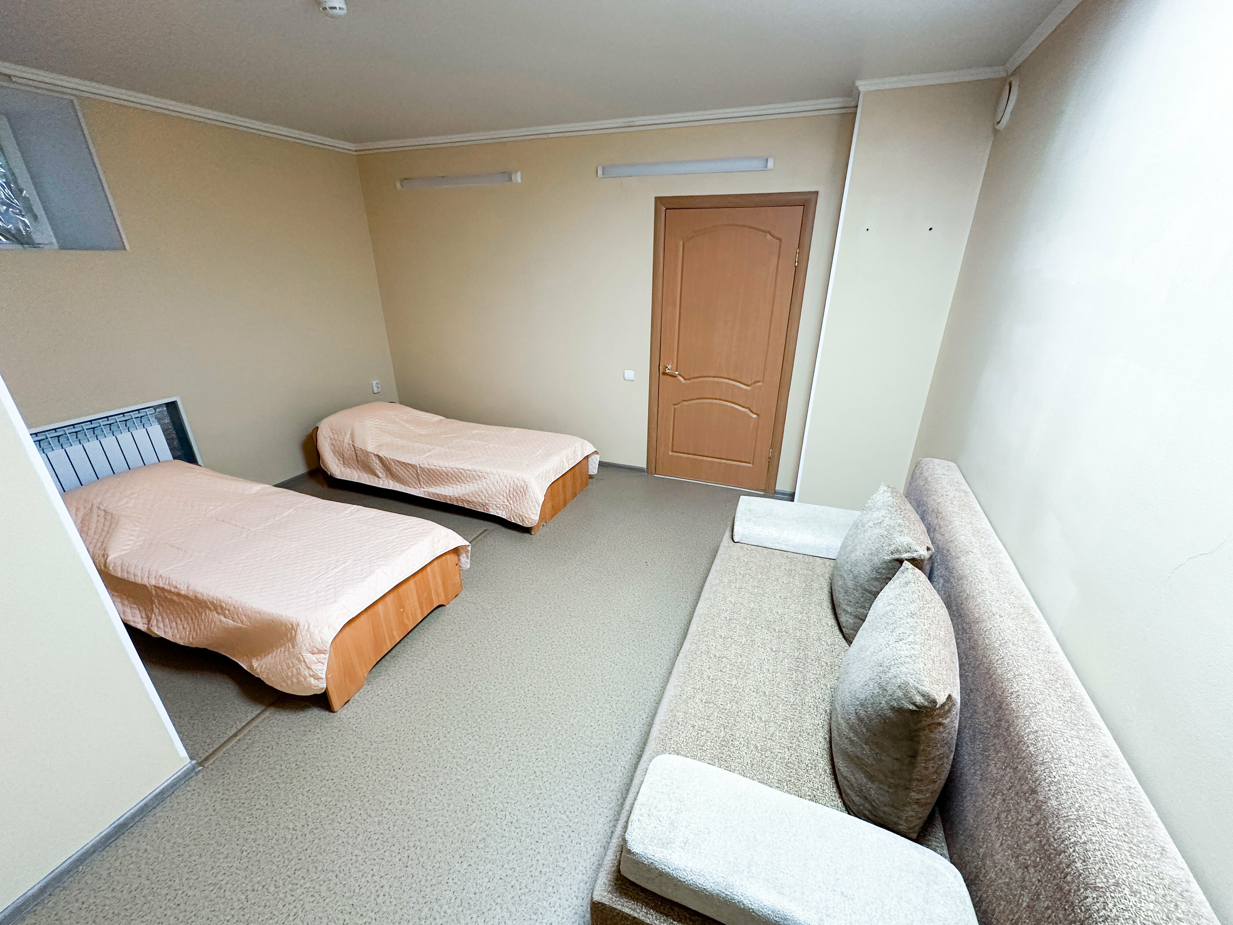 Четырехместный номер эконом-класса