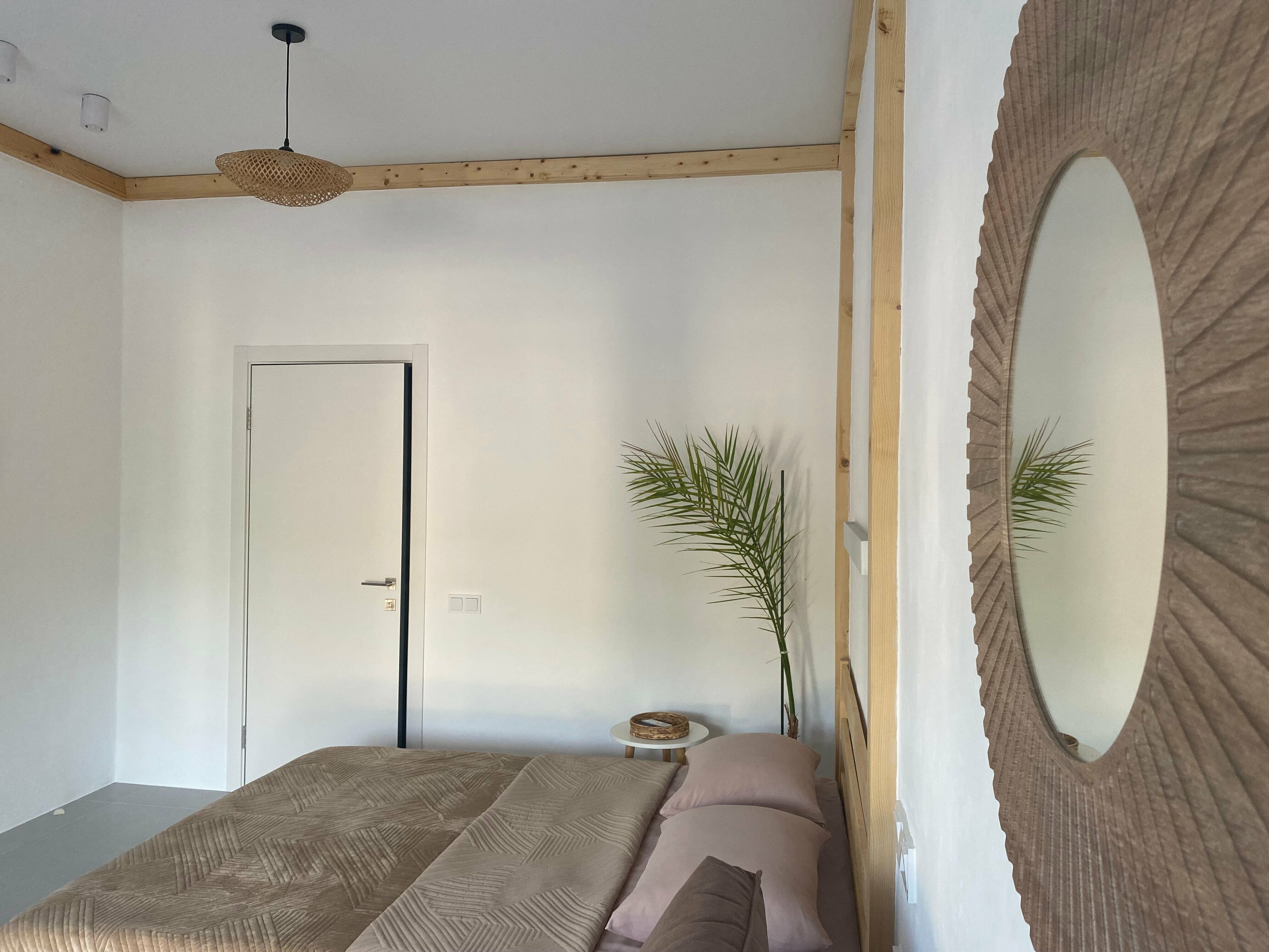 Семейный номер с видом на горы