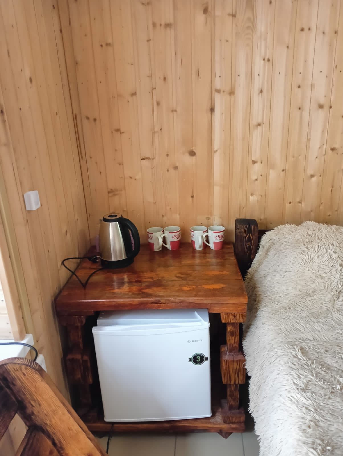 Четырехместный номер с душем