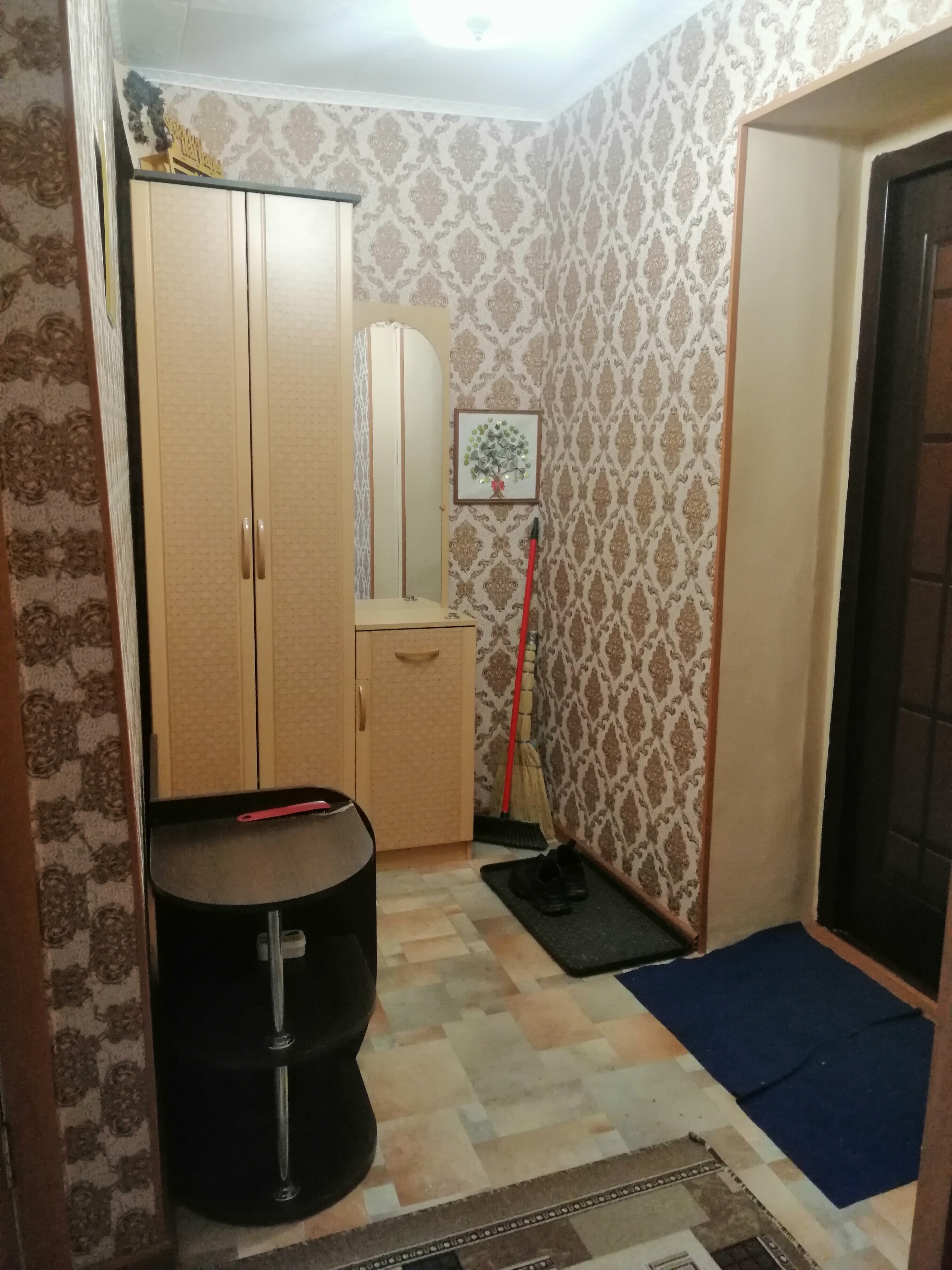 Трехместный номер с собственной ванной комнатой