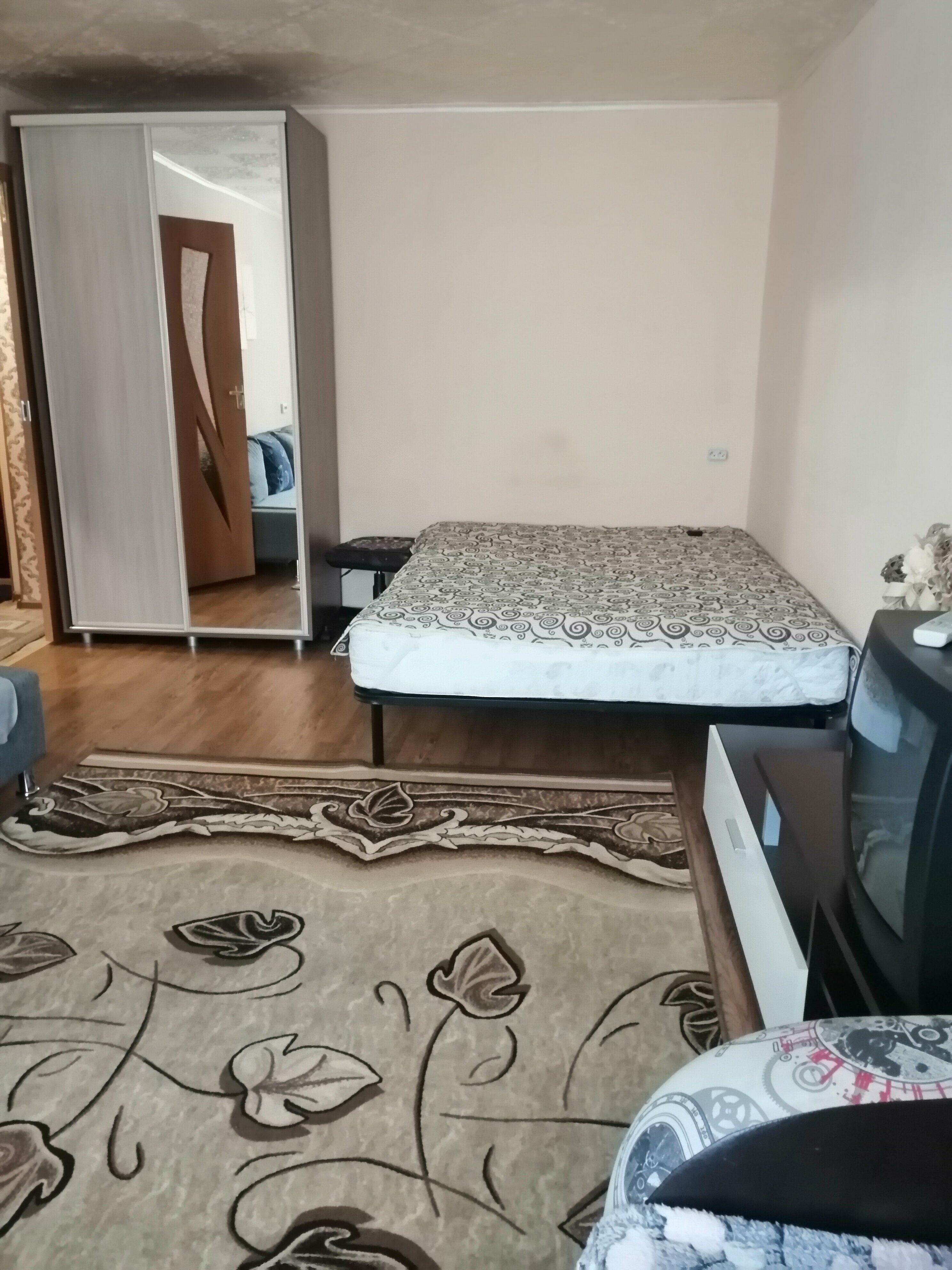 Трехместный номер с собственной ванной комнатой