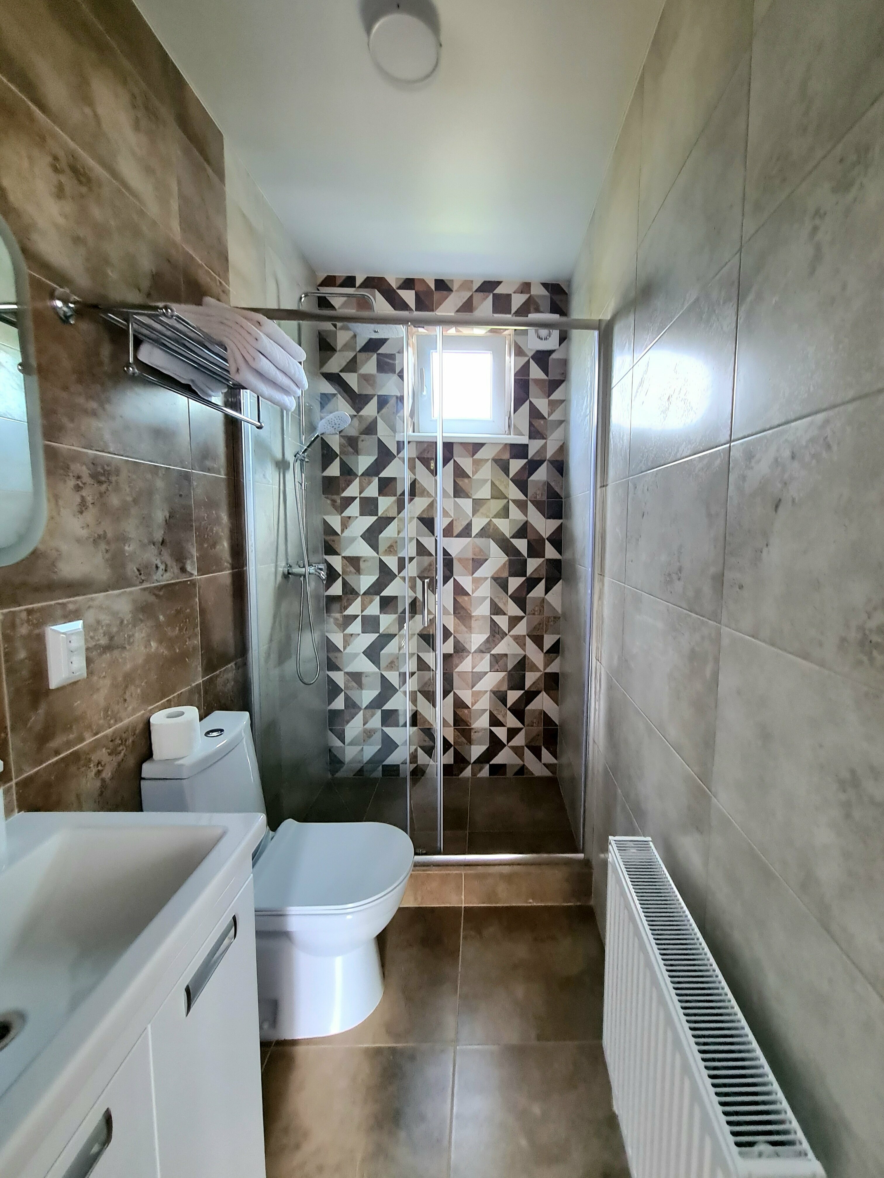 Трехместный номер с видом на бассейн