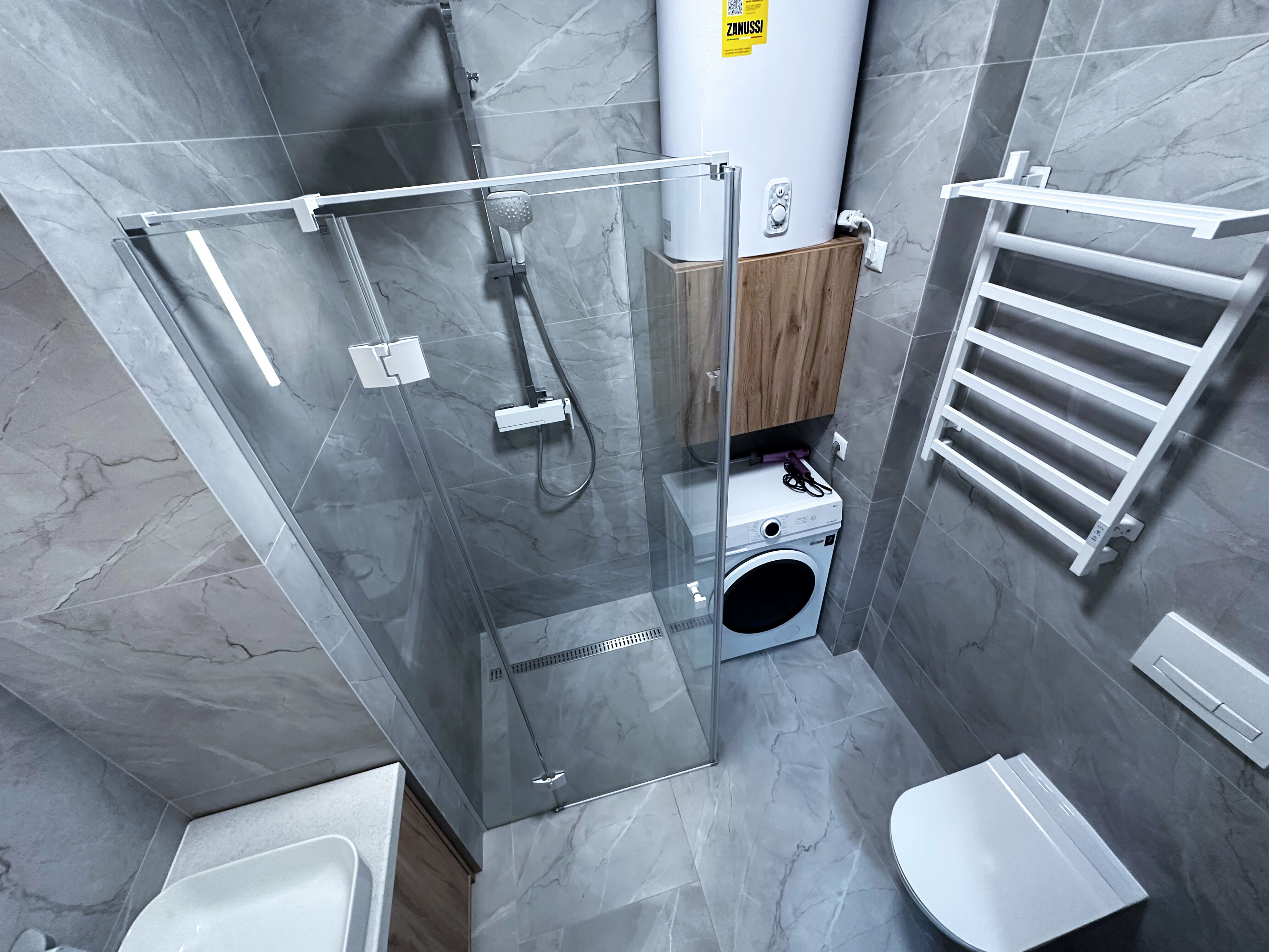 Люкс с кроватью размера «king-size» и видом на море