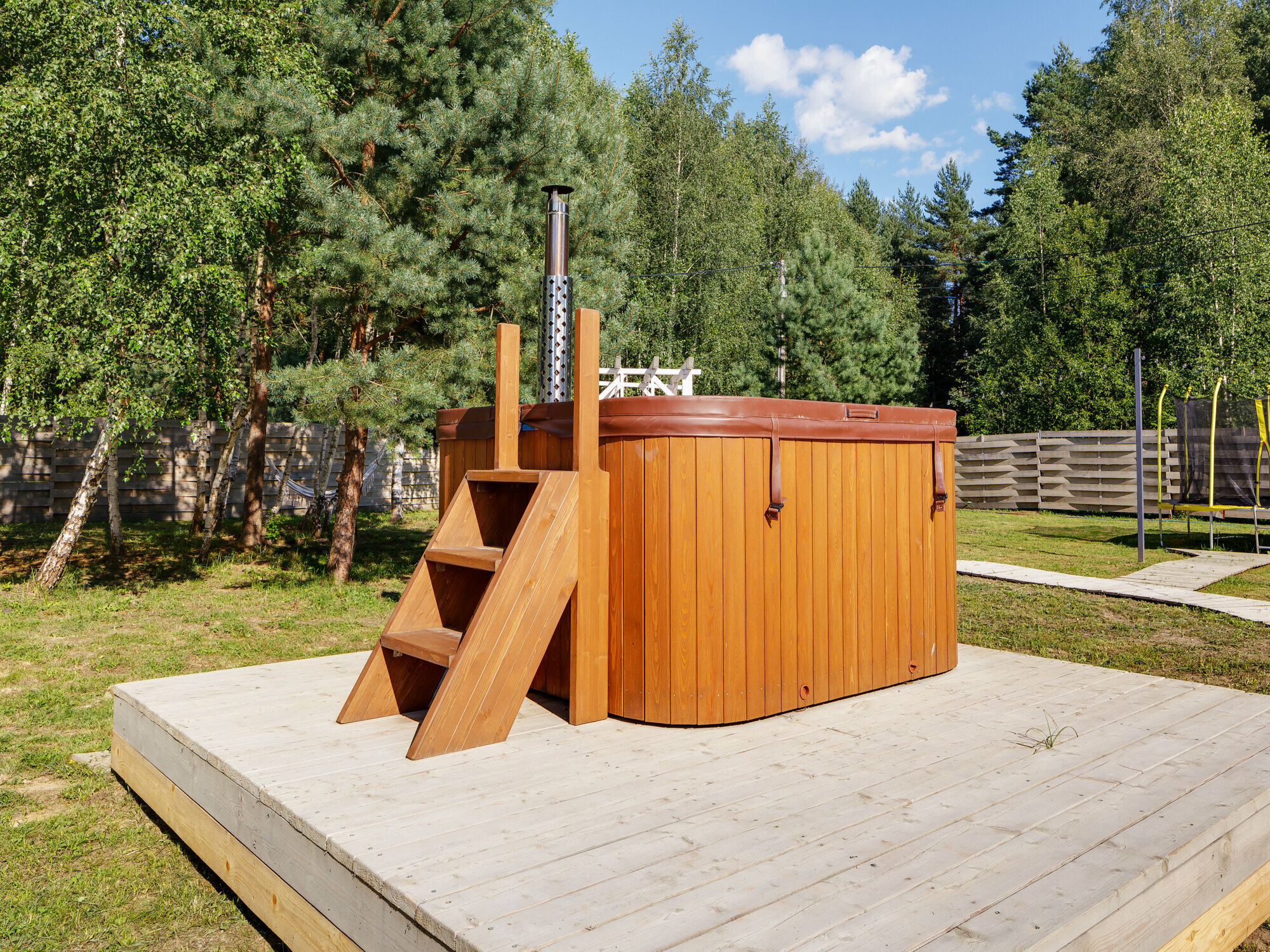 Коттедж с видом на лес