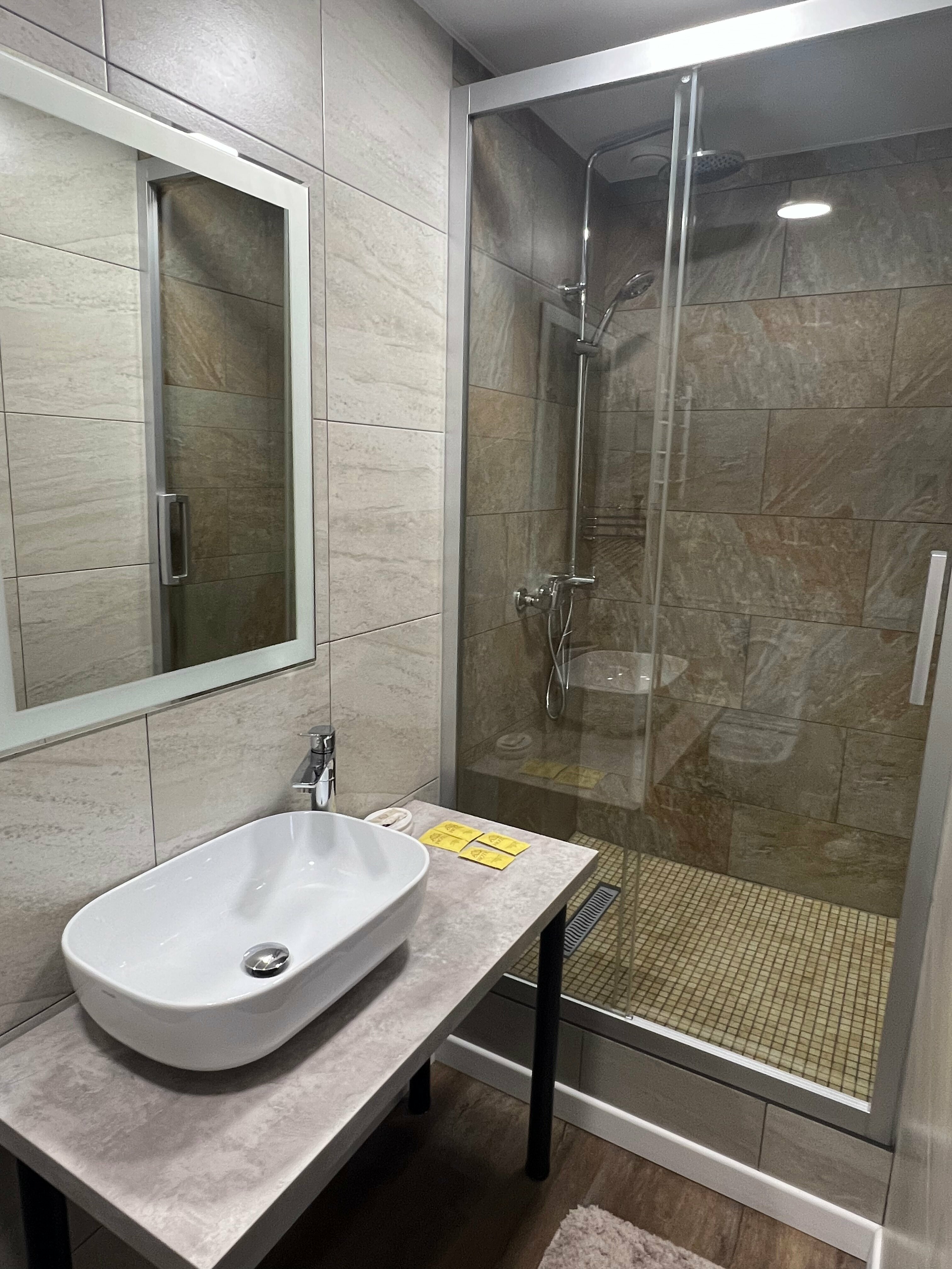 Улучшенный двухместный номер с 1 кроватью