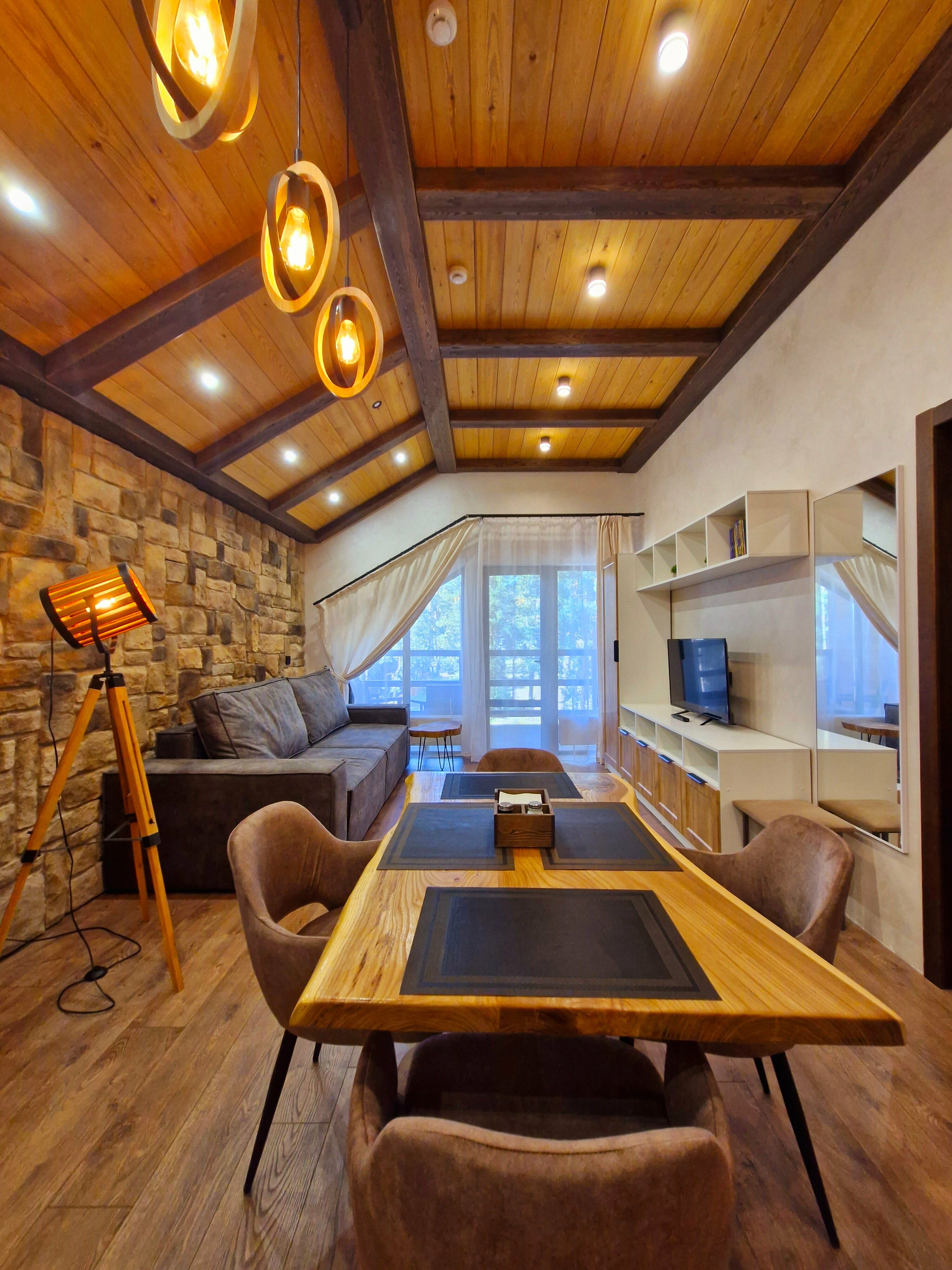 Семейный апартамент с большим балконом