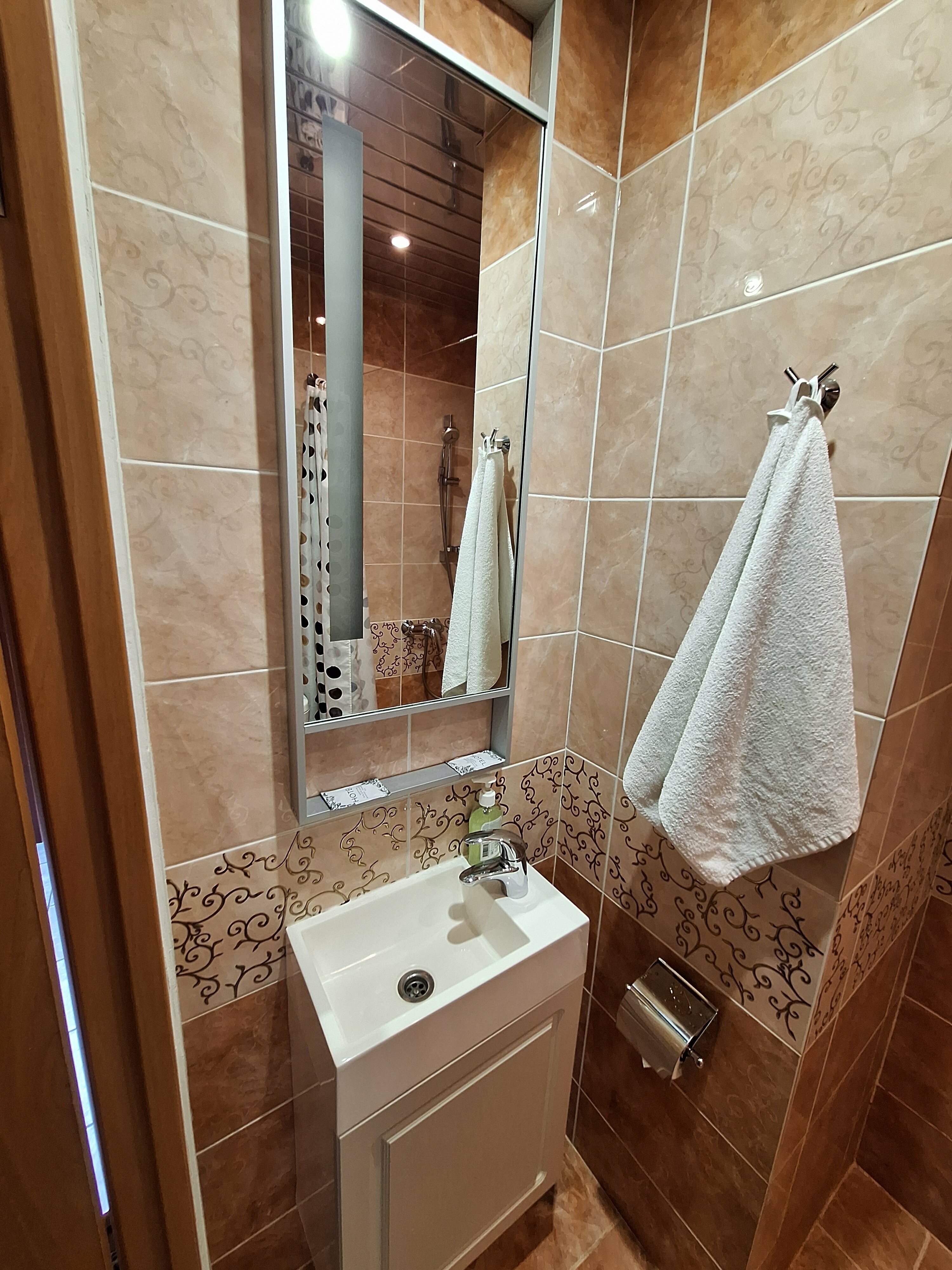 Улучшенный номер с кроватью размера «king-size»