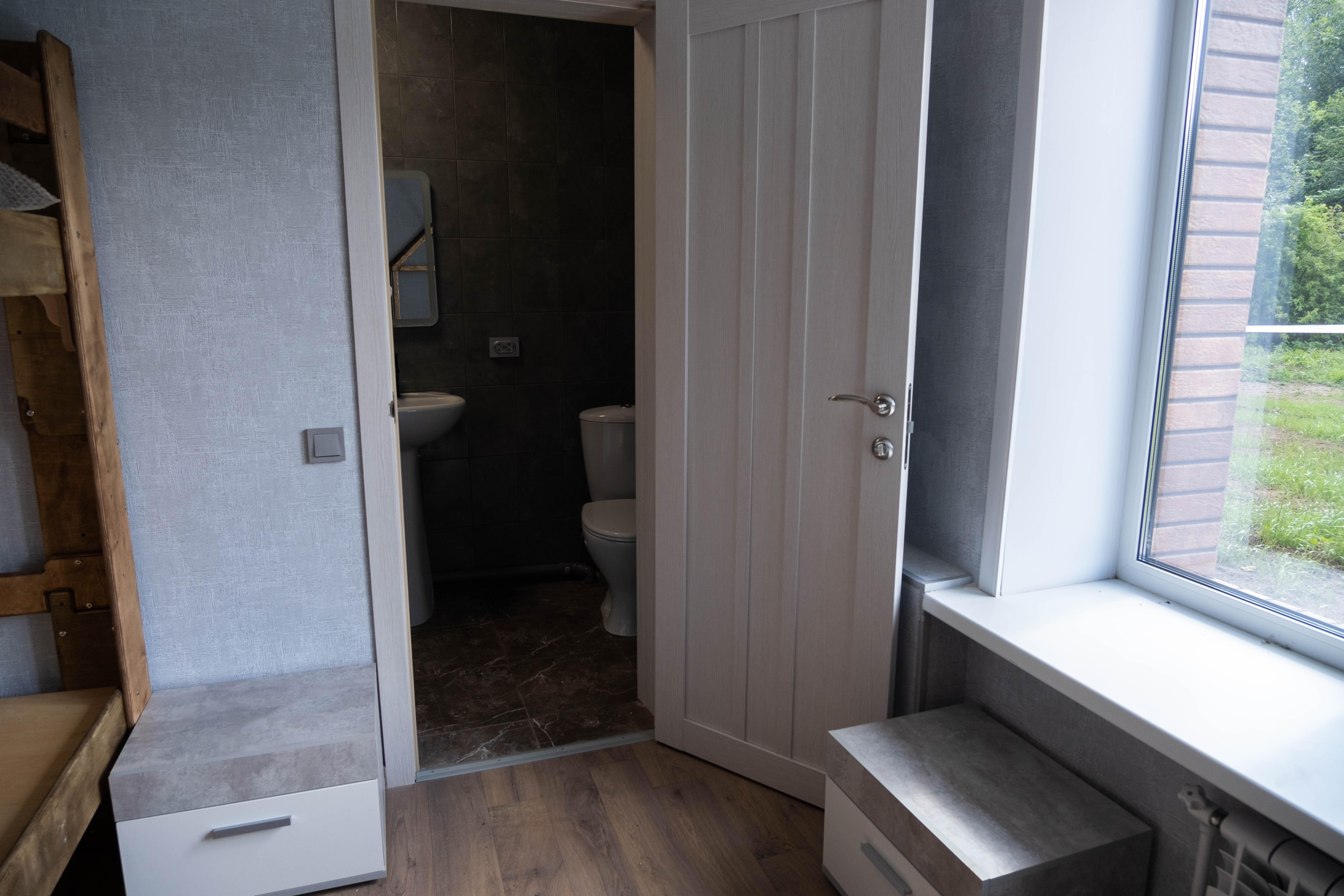 Двухместный с 1 кроватью или 2 отдельными кроватями и душем