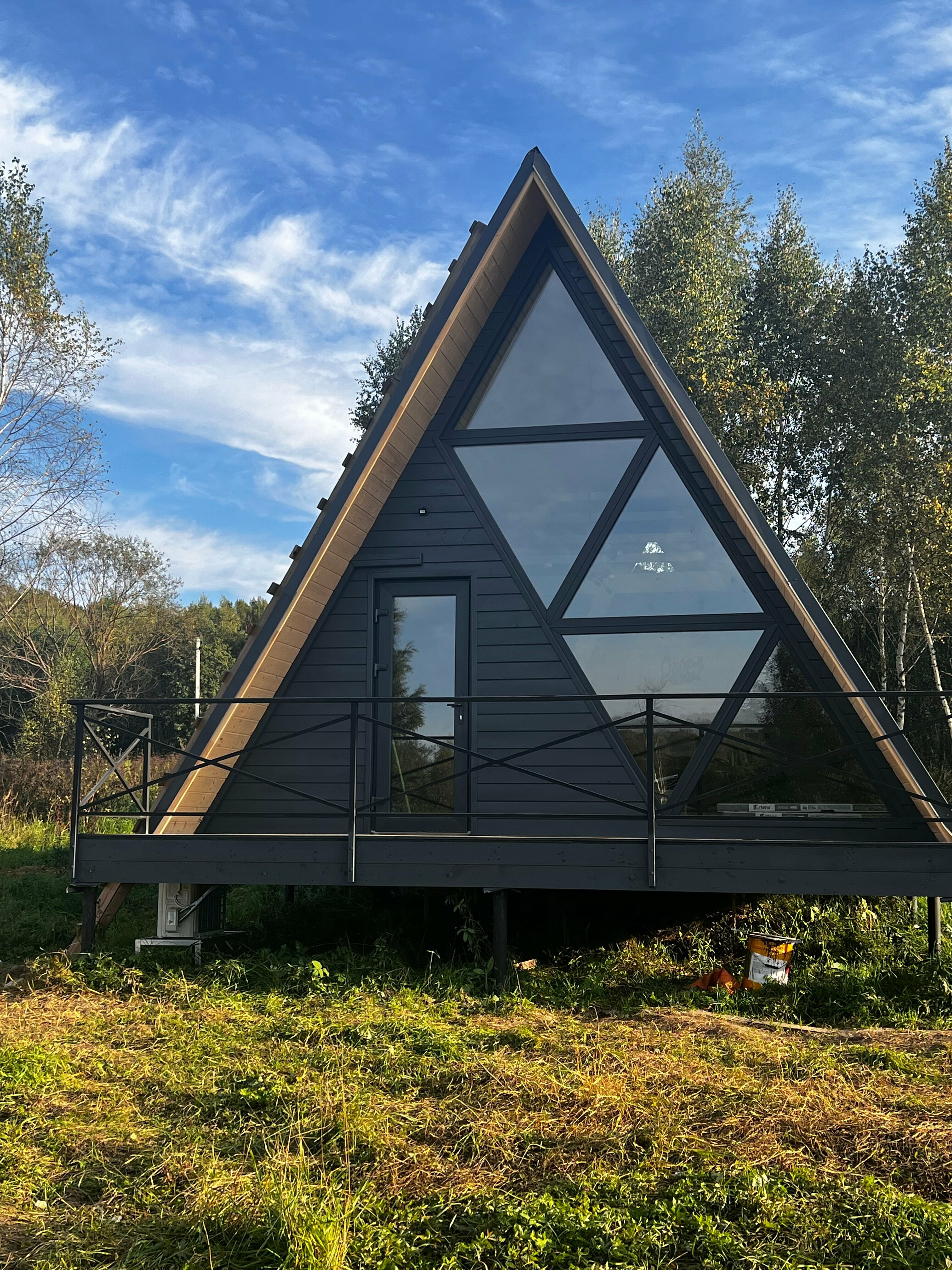 Коттедж с видом на лес