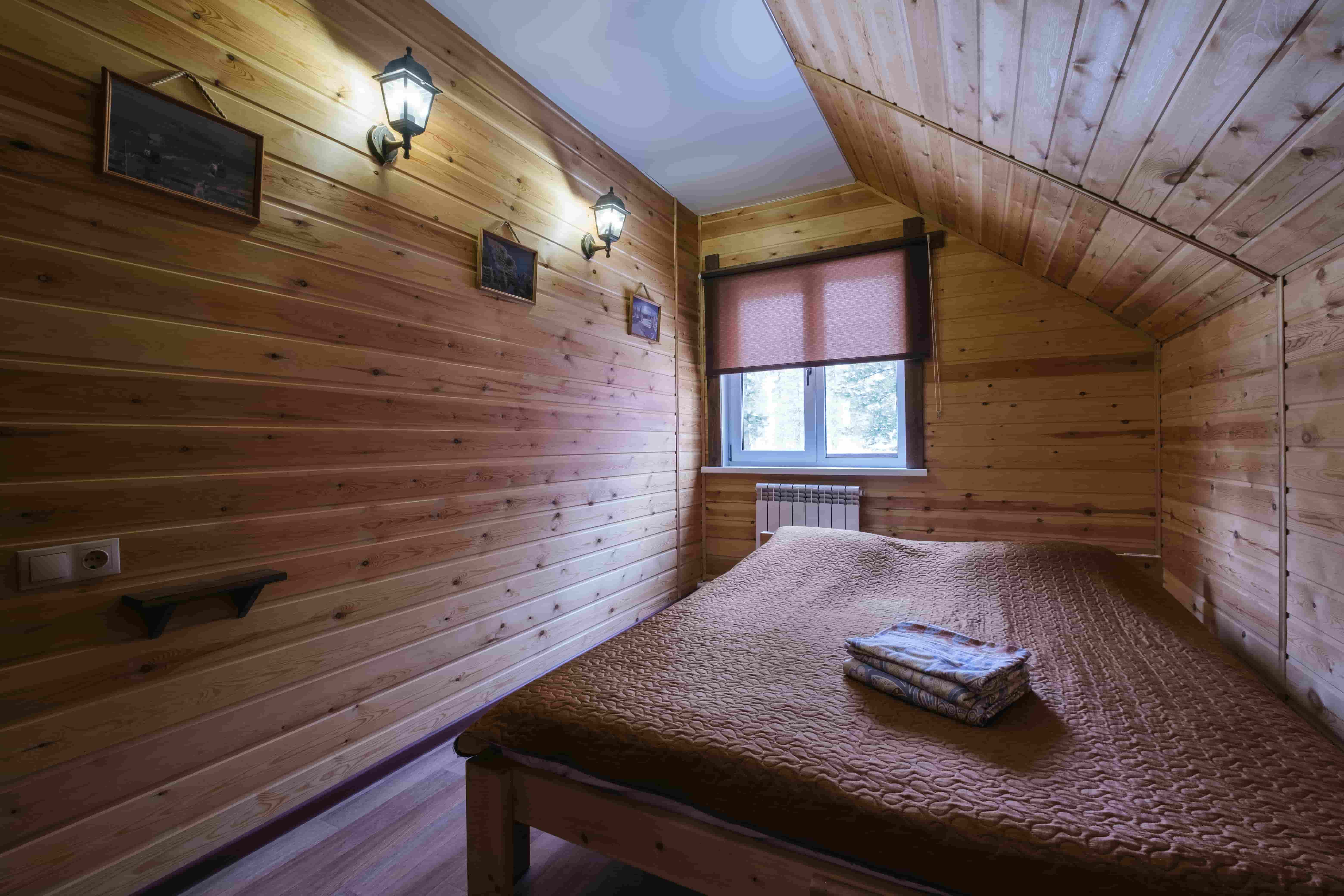 Коттедж с балконом