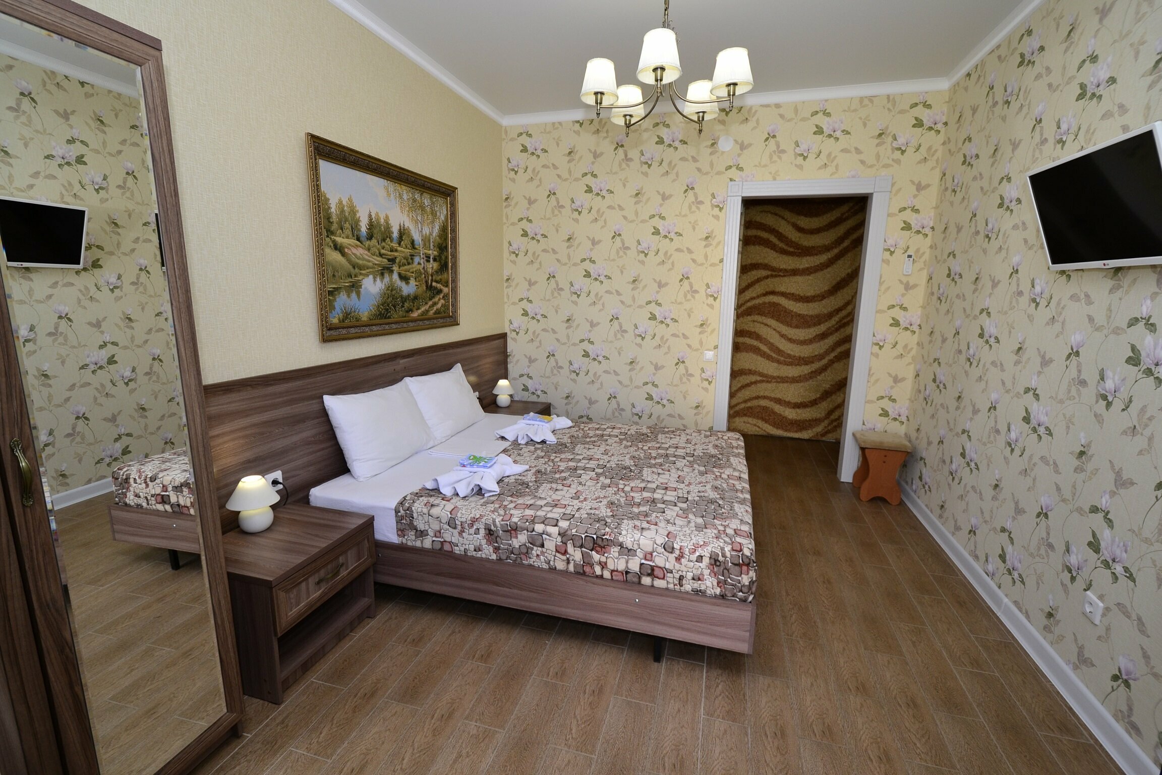 Двухместный номер с 1 кроватью и видом на бассейн