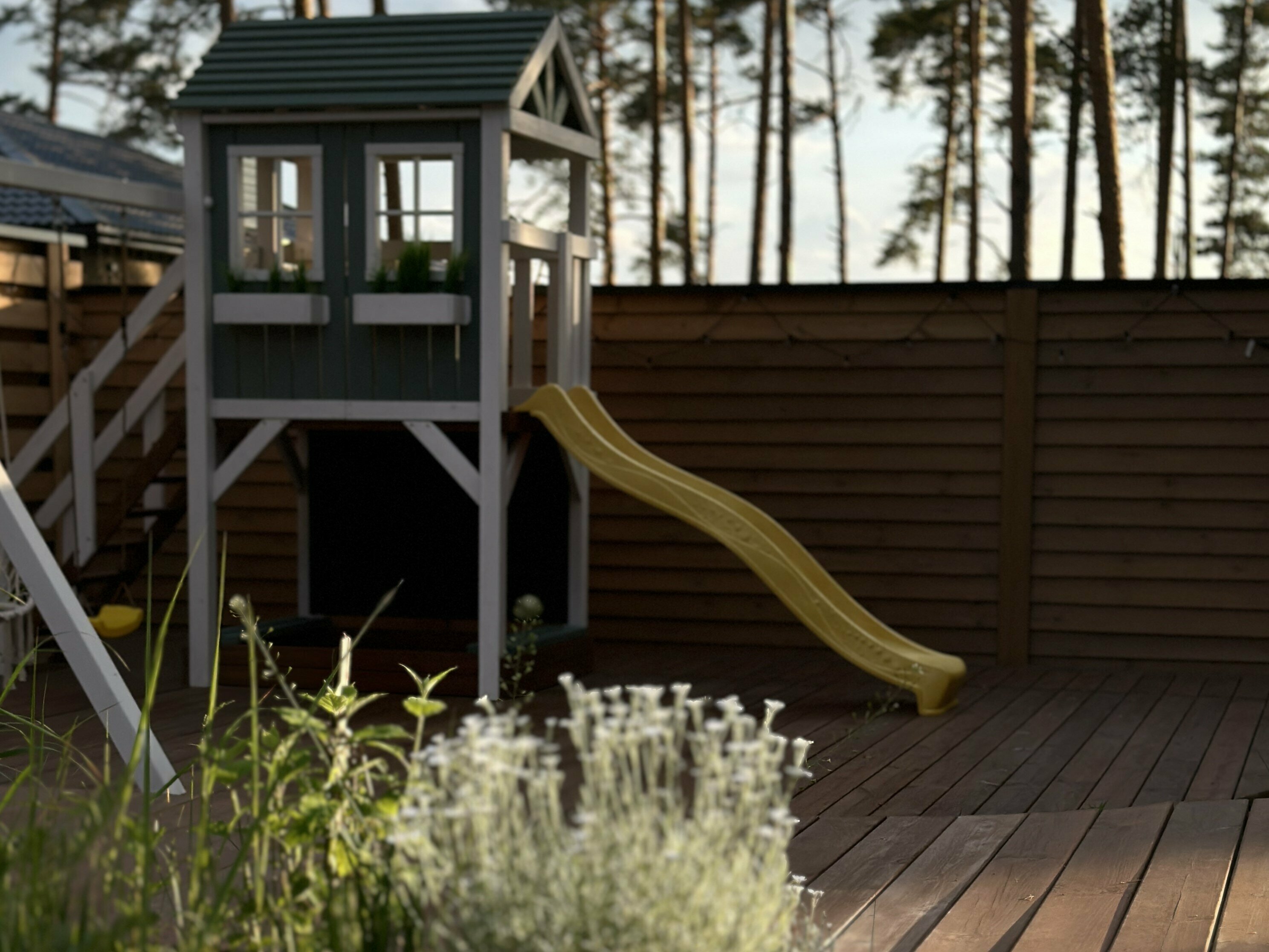 Домик Графит