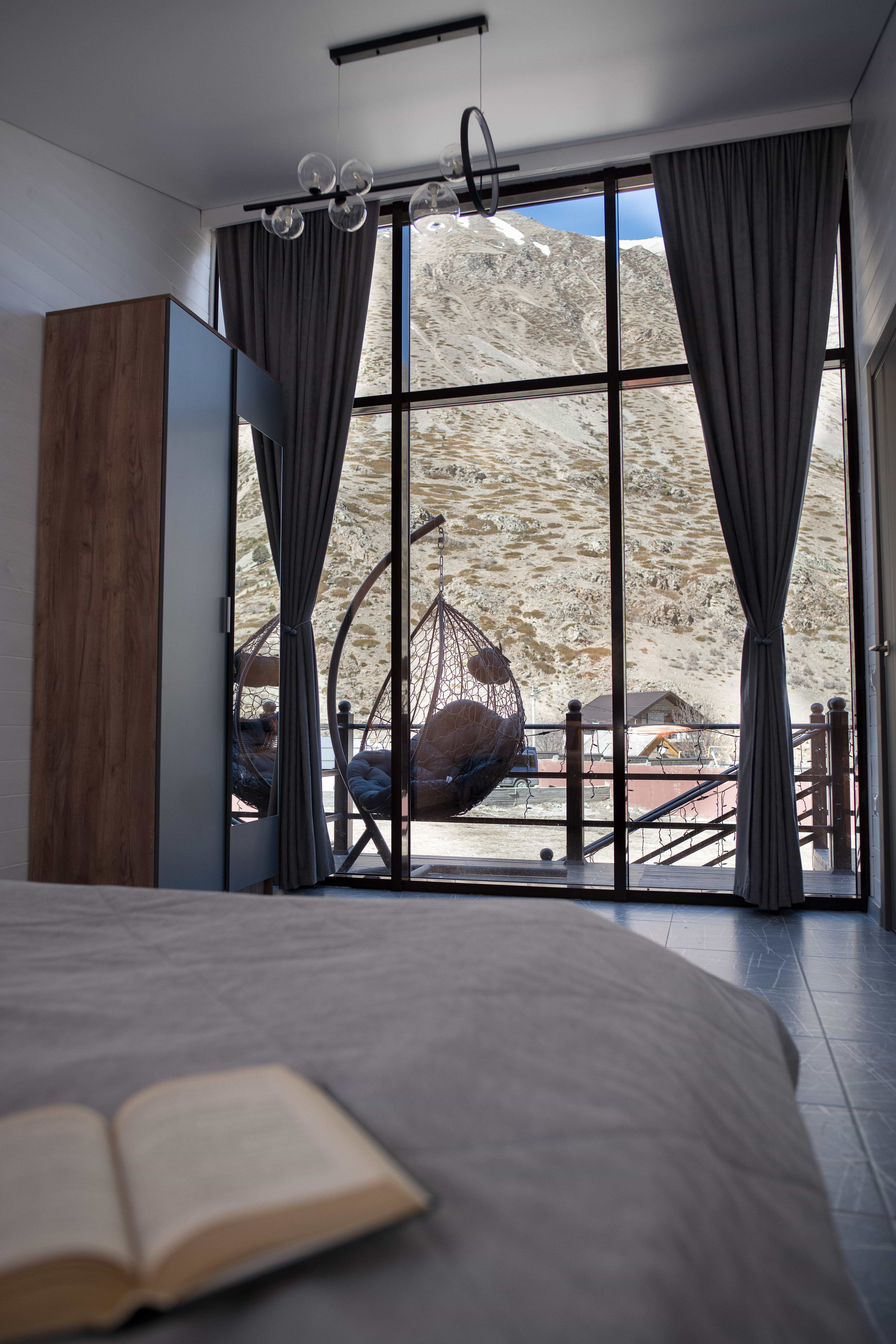 Дом с видом на горы