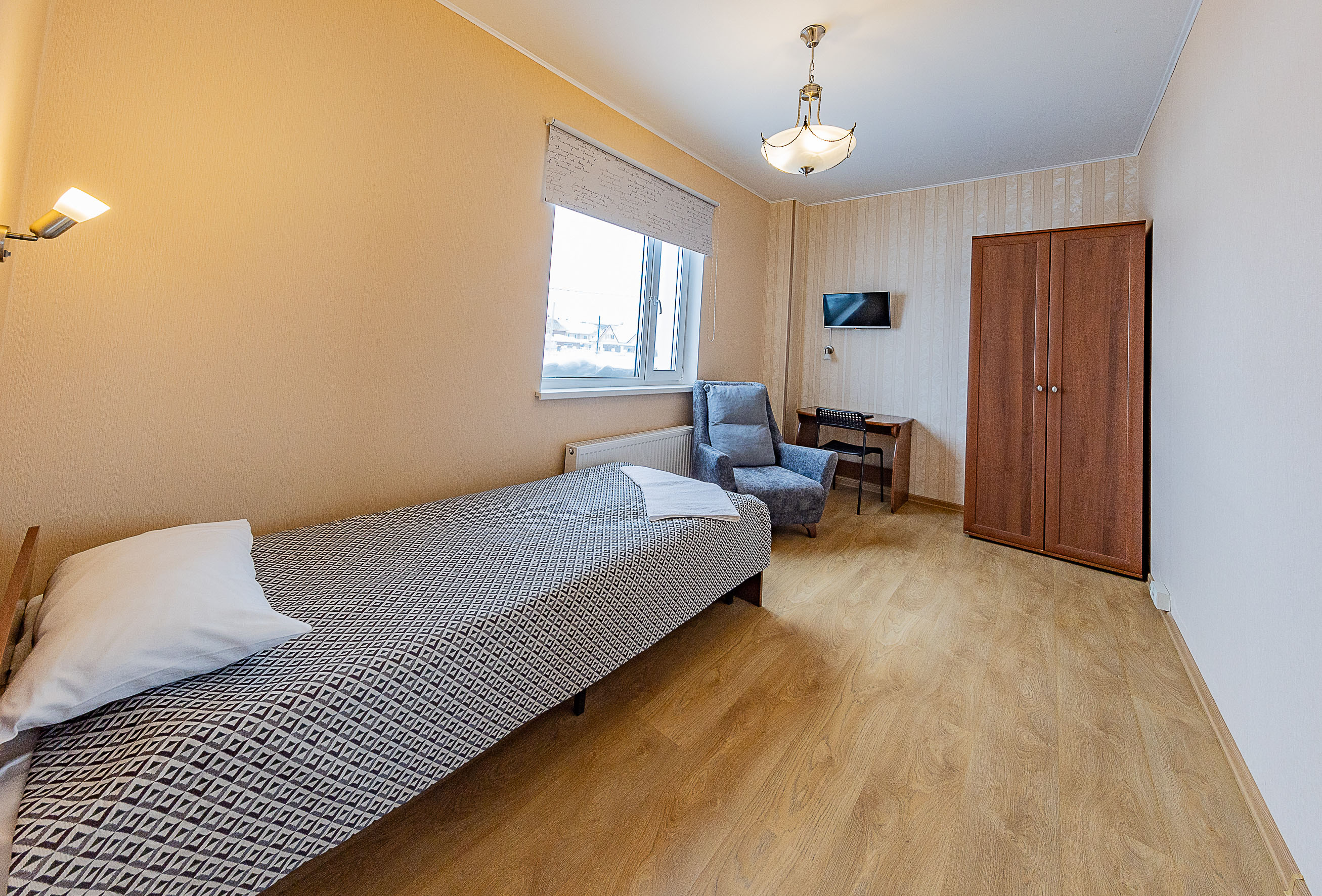 Одноместный номер с общей ванной комнатой