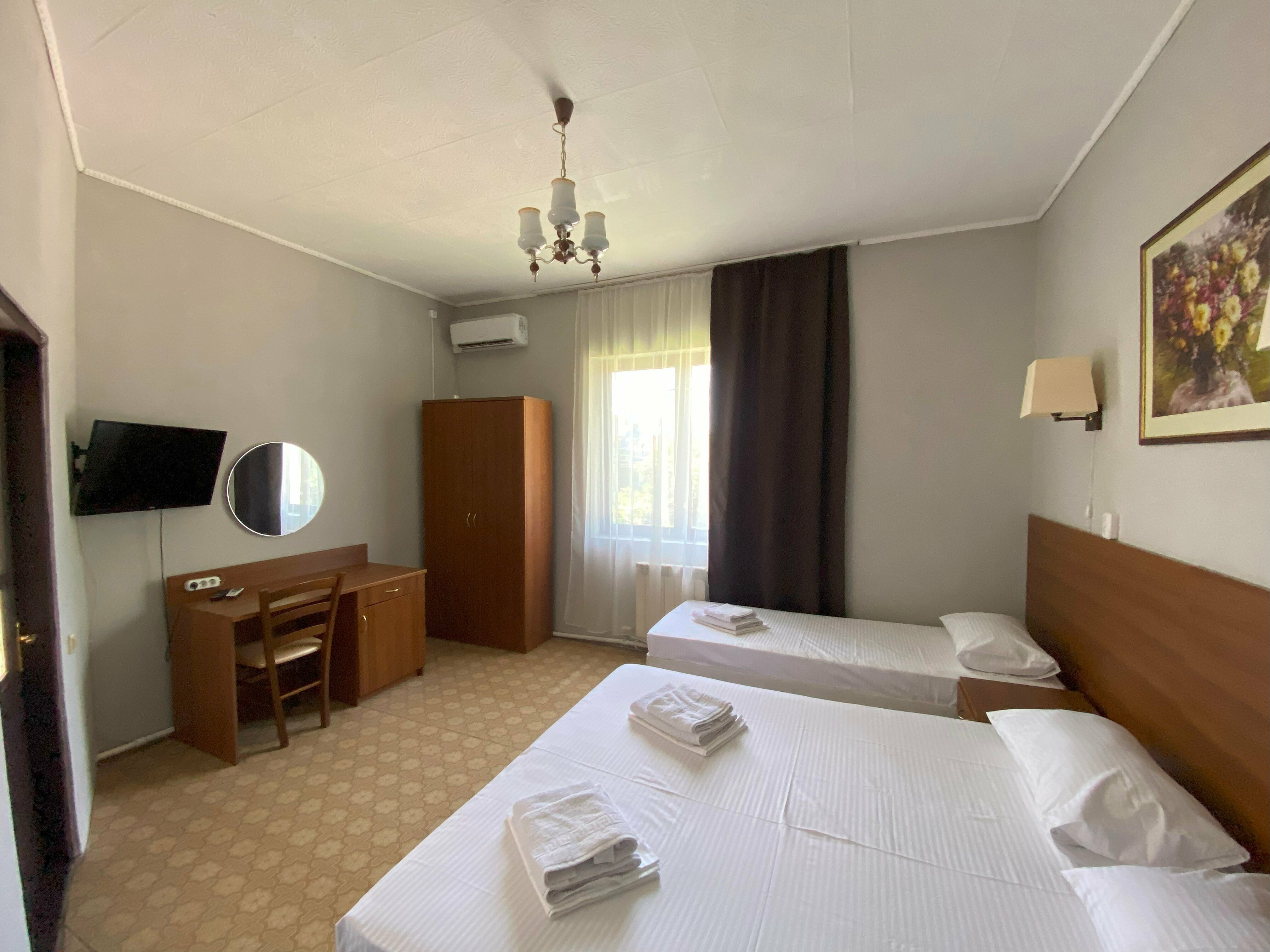 Улучшенный трехместный номер