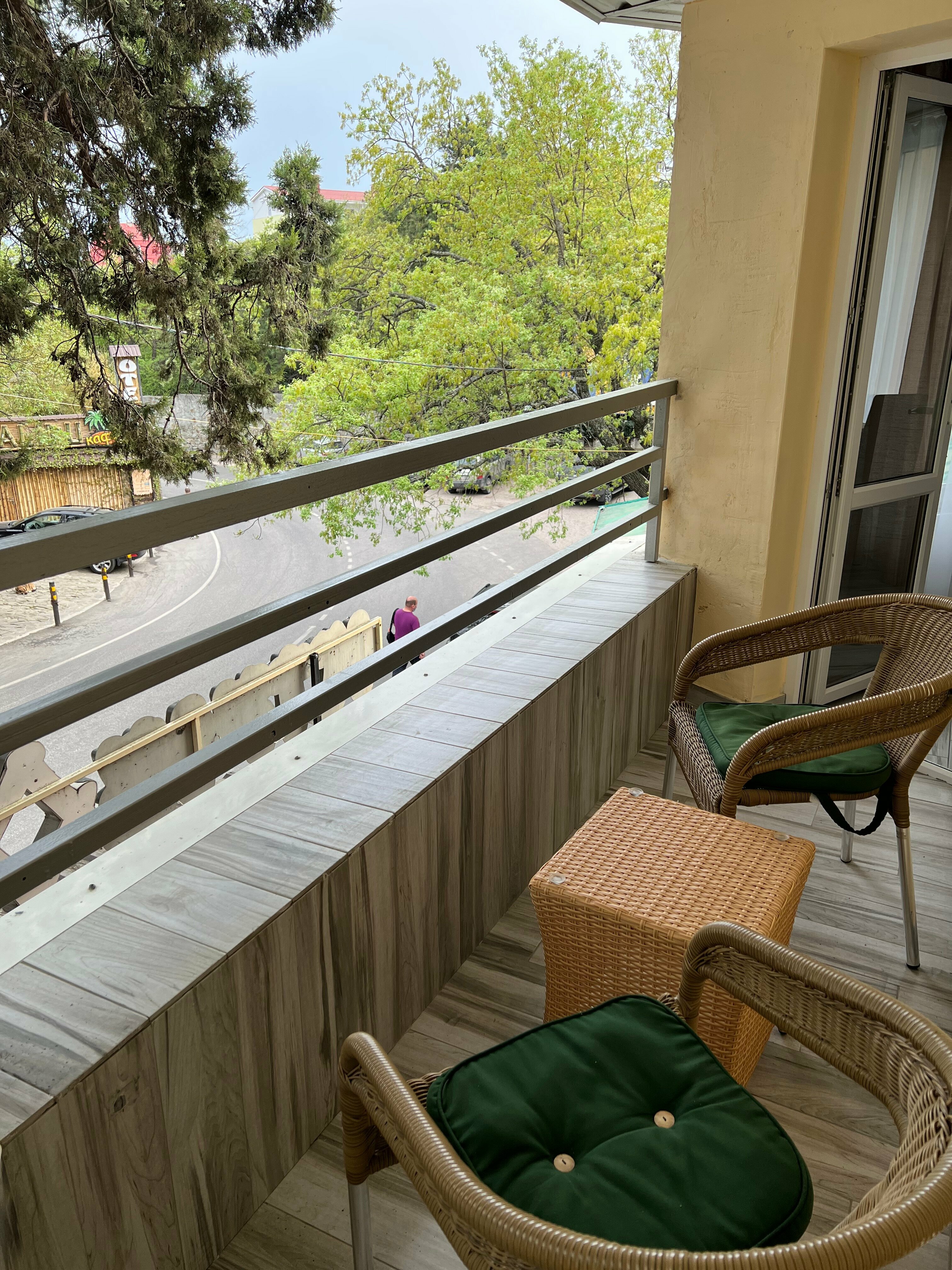 Апартаменты с балконом