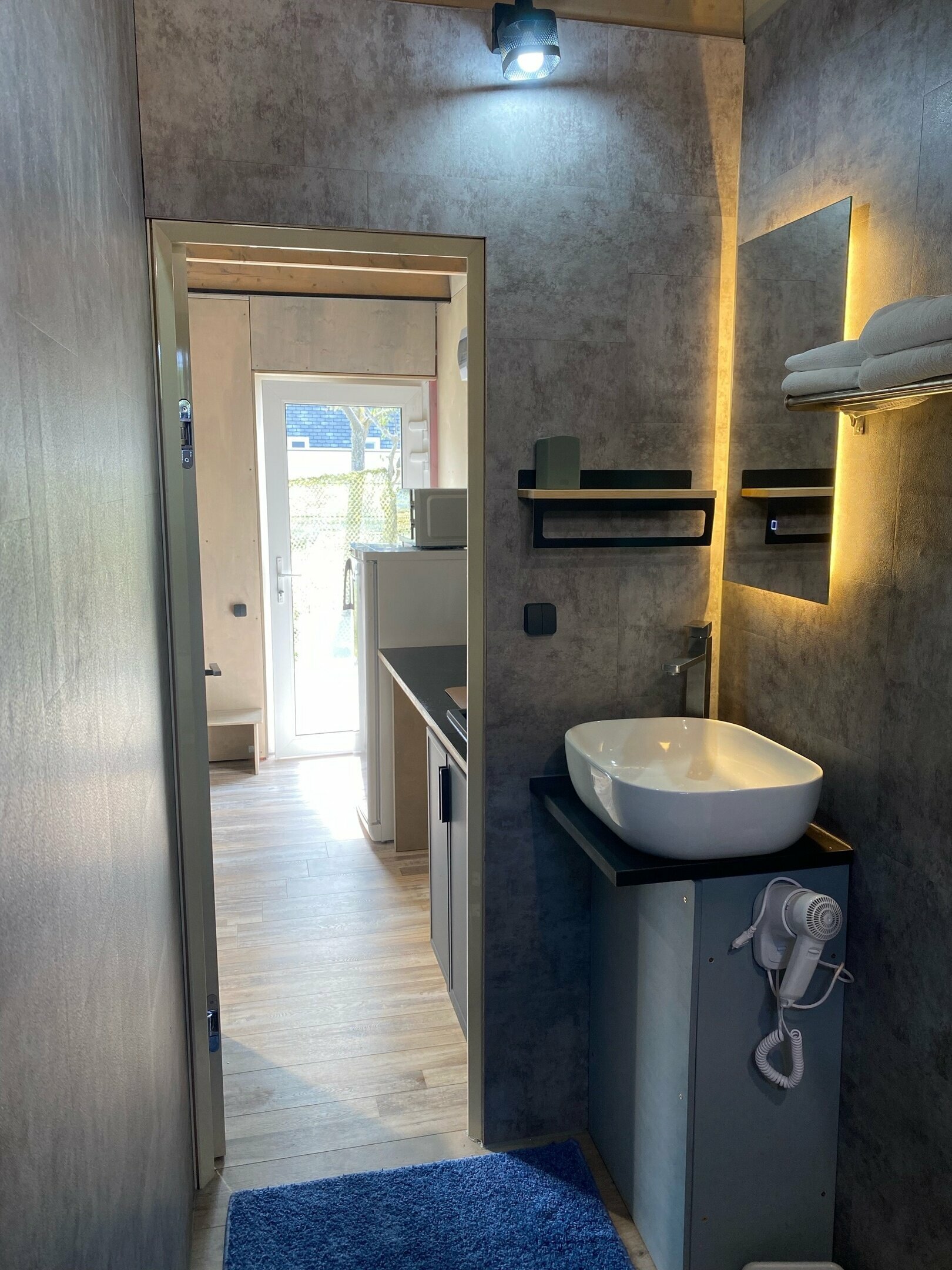 Коттедж с видом на лес