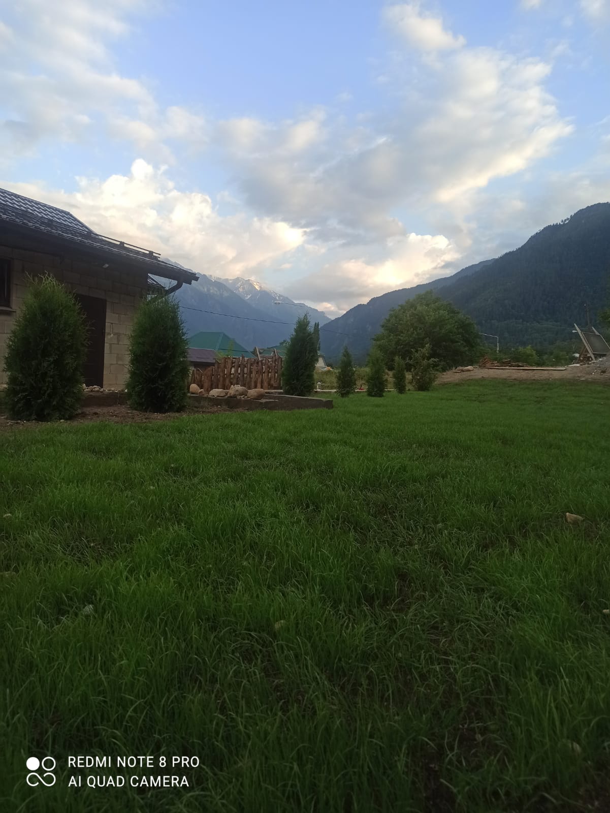 Cемейный номер с собственной ванной комнатой