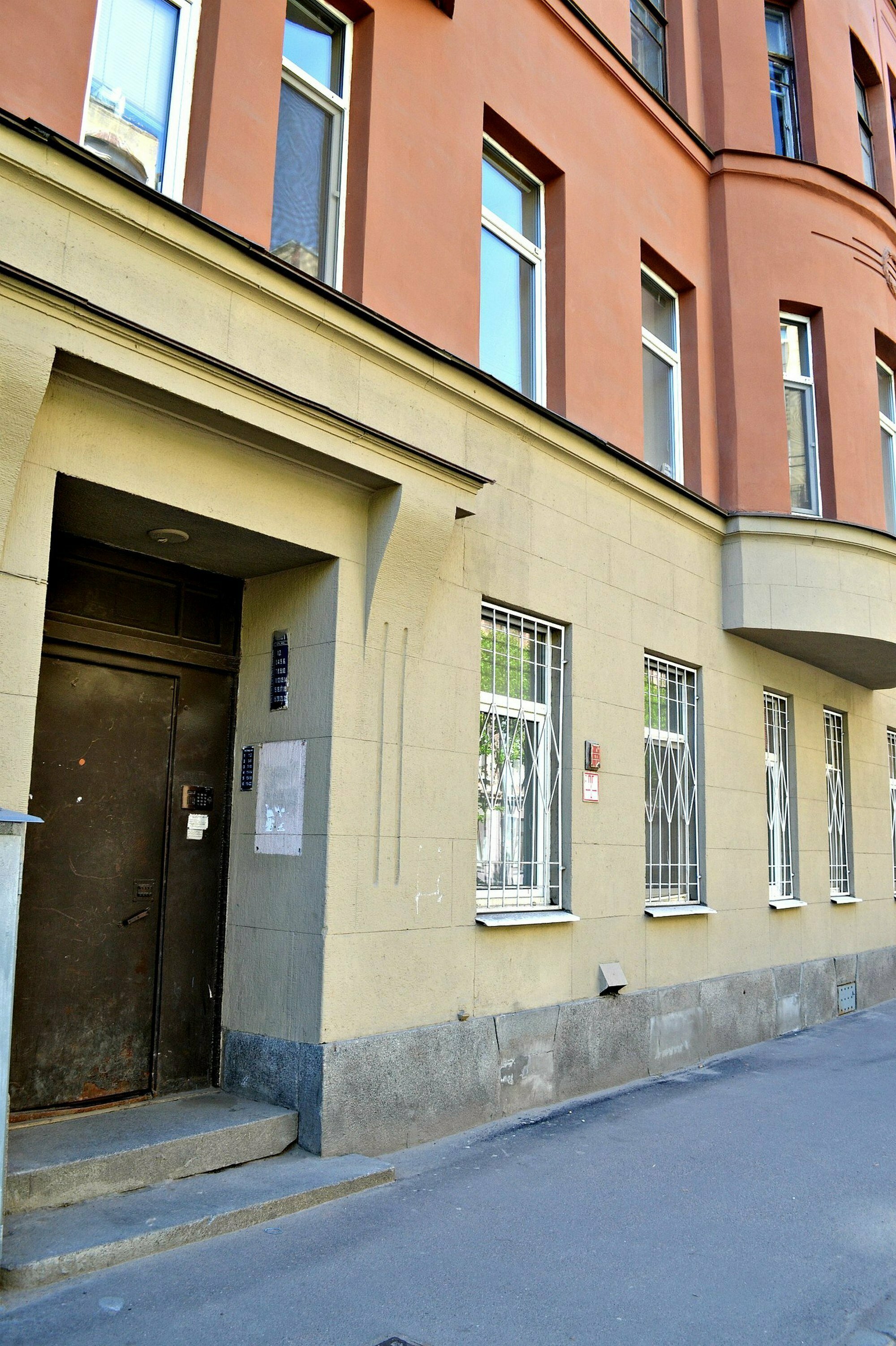 Двухместный номер с 1 кроватью и общей ванной комнатой