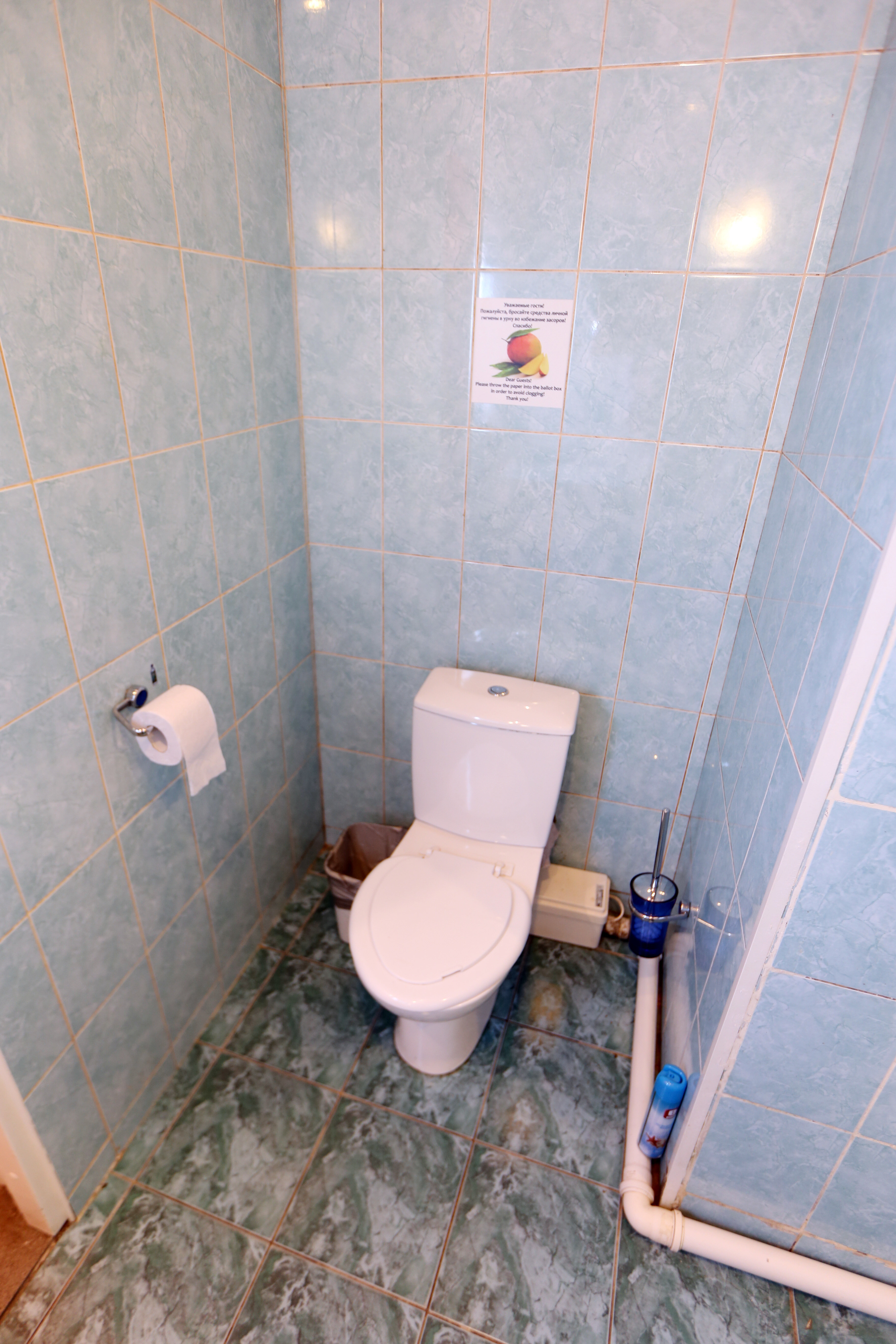 Двухместный номер с 1 кроватью и общей ванной комнатой