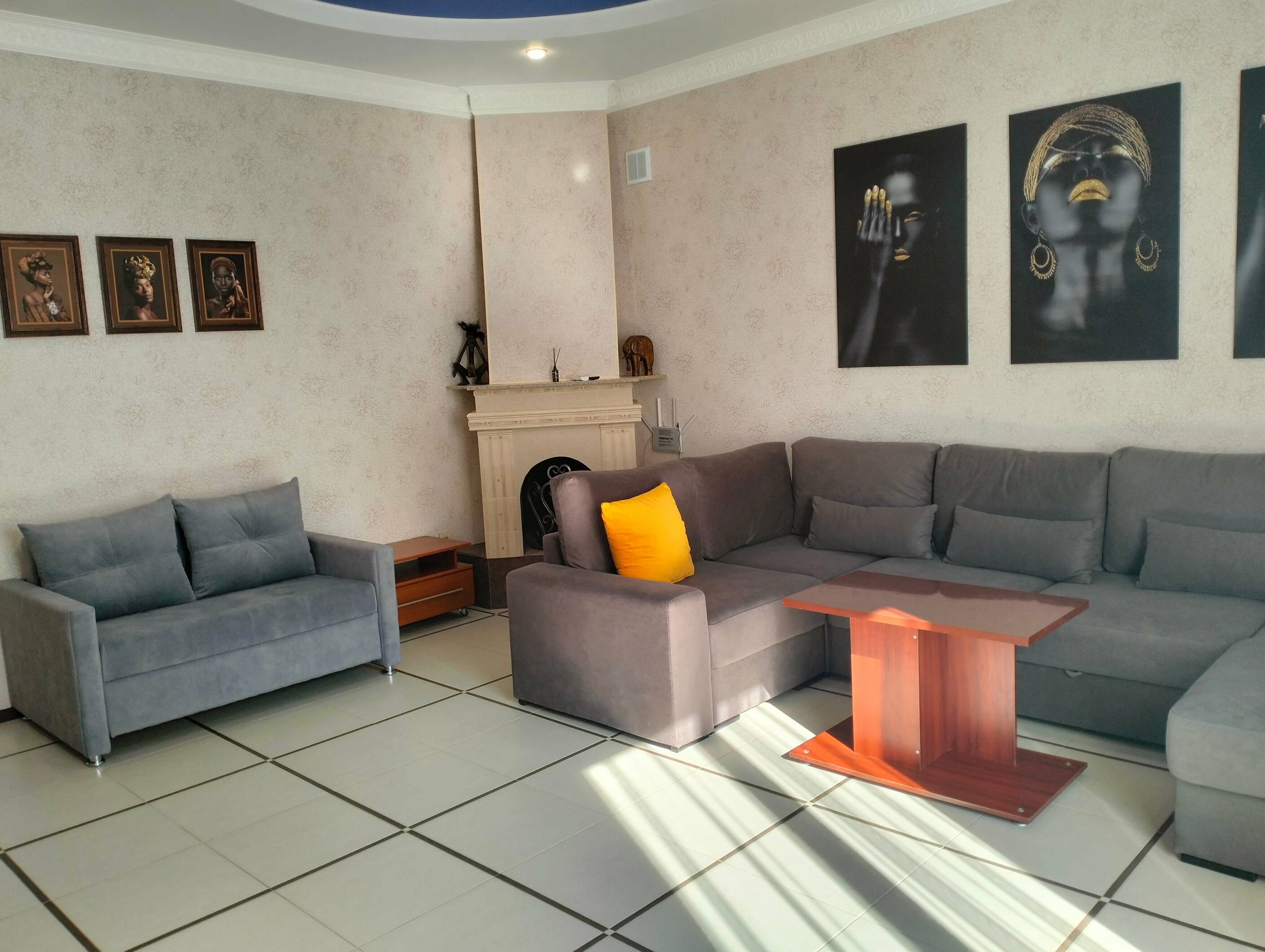 Семейный номер с видом на сад