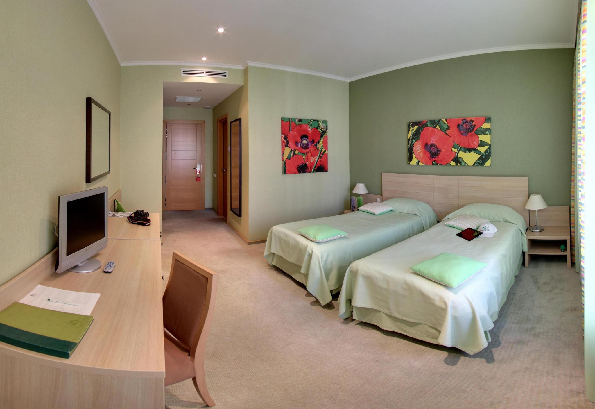 Номер стандарт с 2 односпальными кроватями