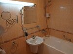 2-комнатный номер стандарт бизнес с 1 двуспальной кроватью (с завтраком) в Айгуль