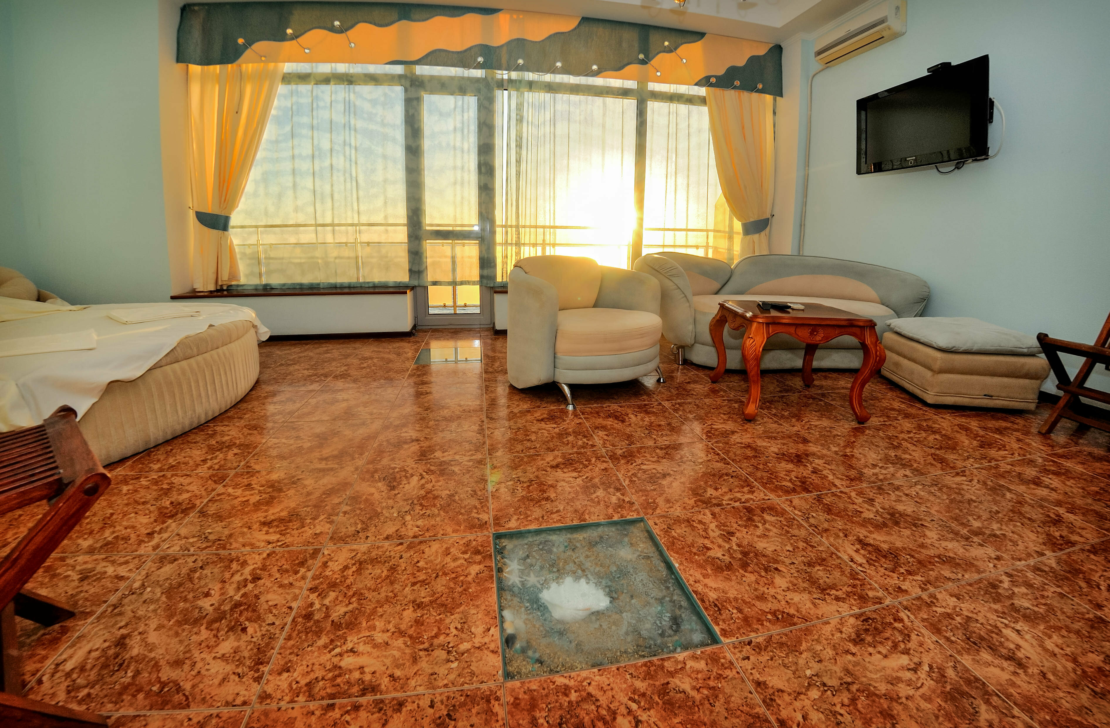 Четырехместный номер с видом на море