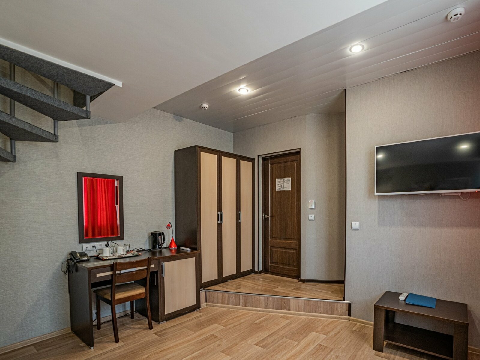 Двухэтажный номер с раздельными кроватями