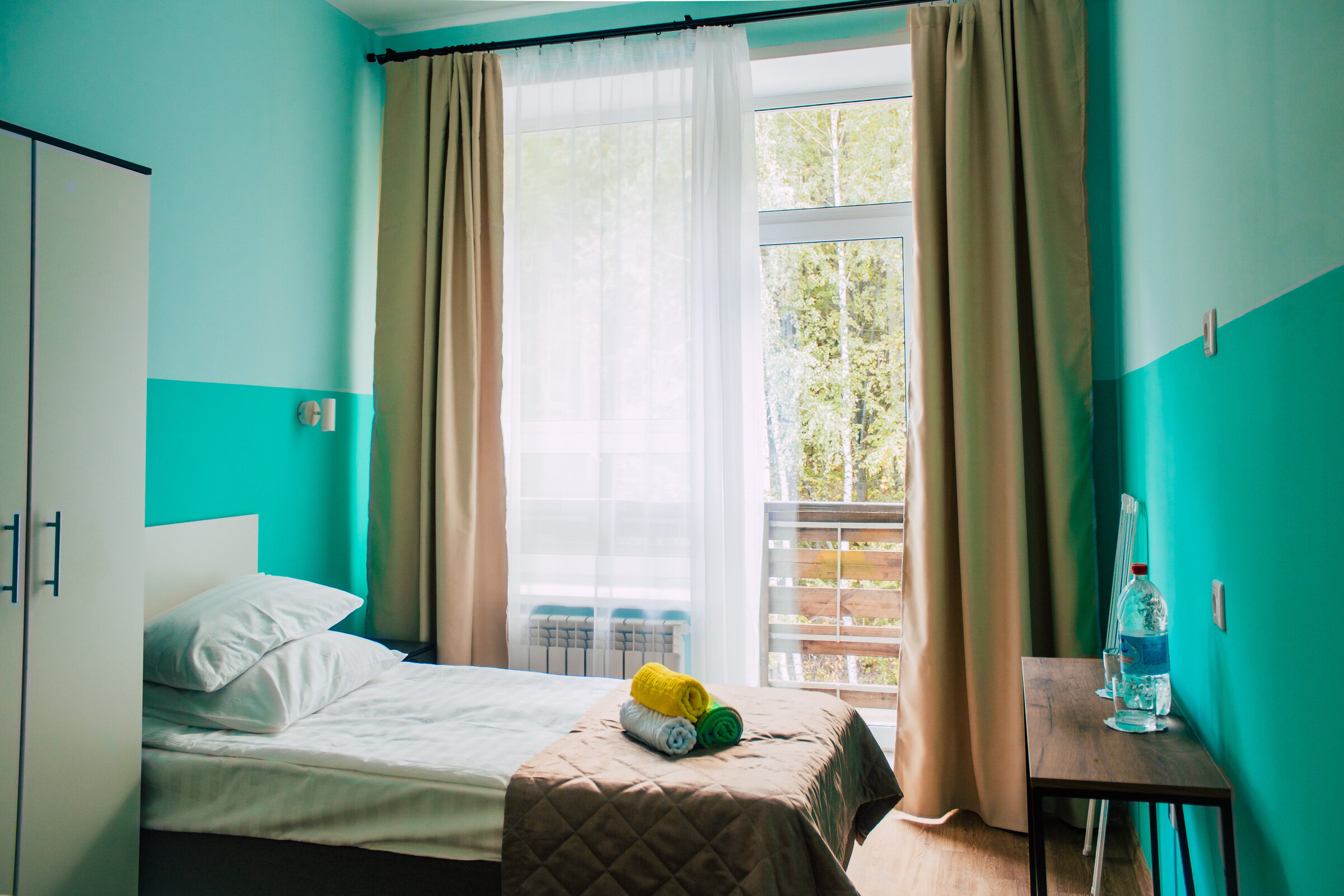 Кровать в общем номере с 4 кроватями