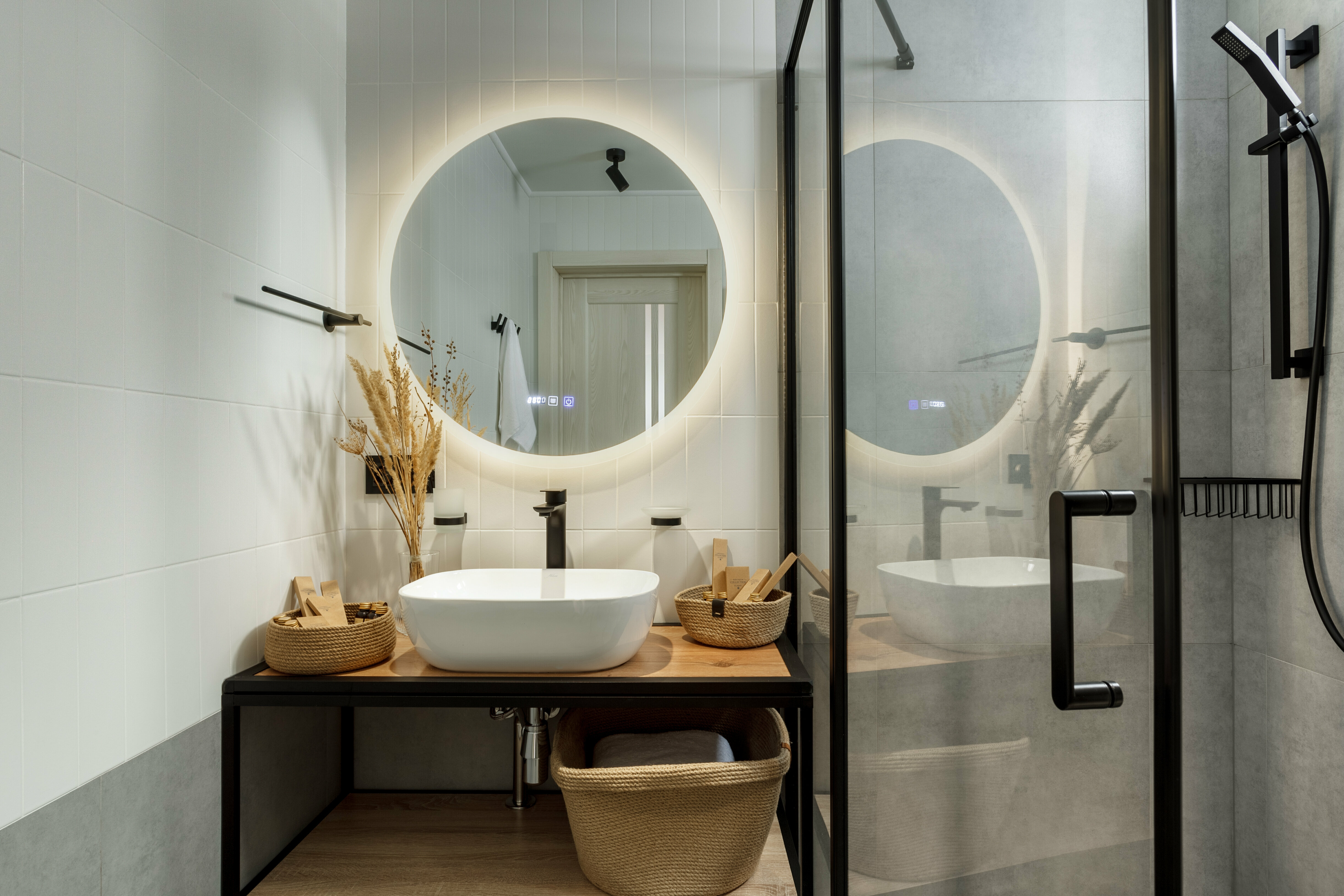 Номер-студия с кроватью размера "king-size" и диван-кроватью