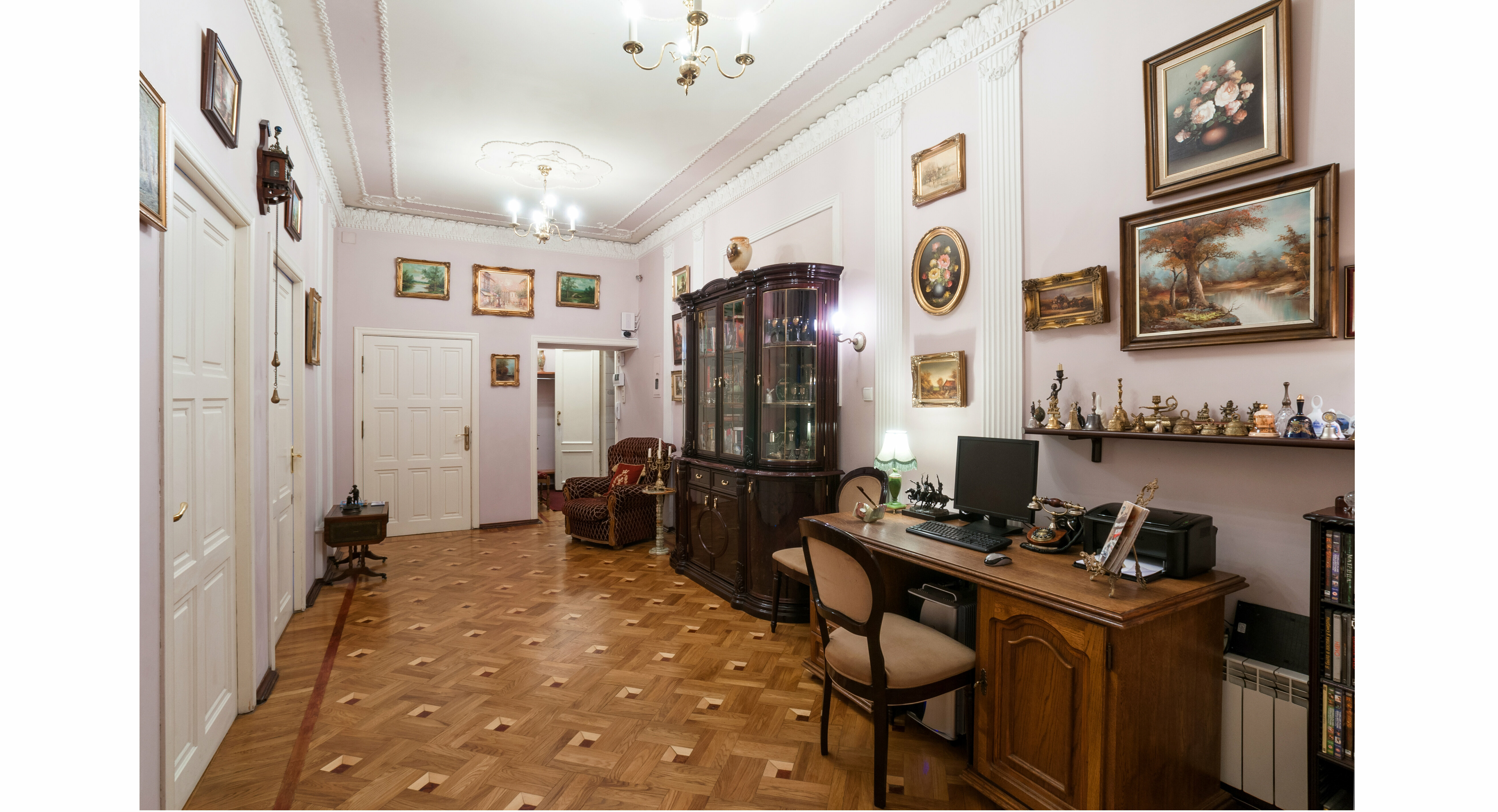 Двухместные апартаменты "Окно в Петербург" (душ и санузел общий на две комнаты)