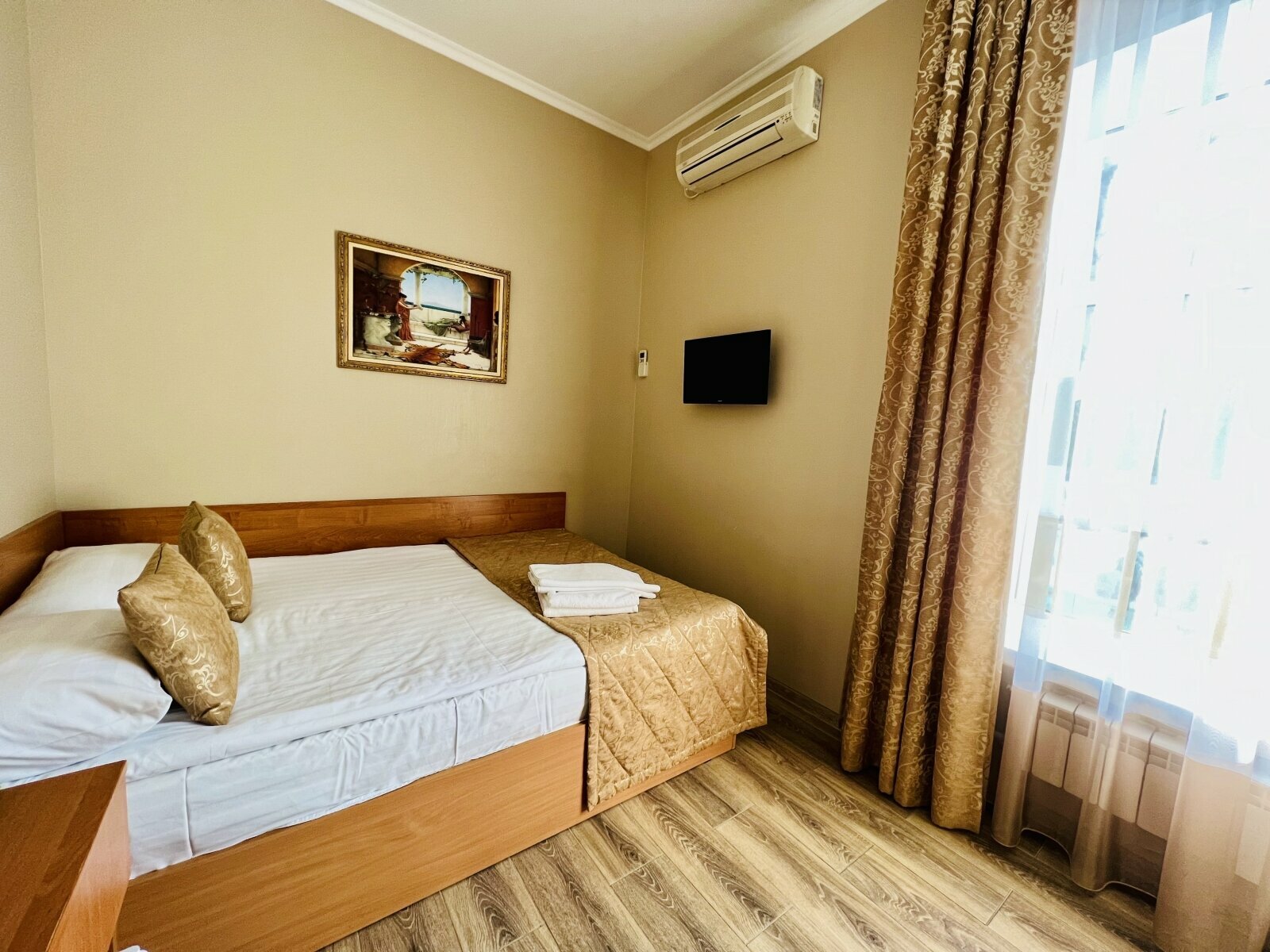 Двухместный номер эконом-класса с 1 кроватью