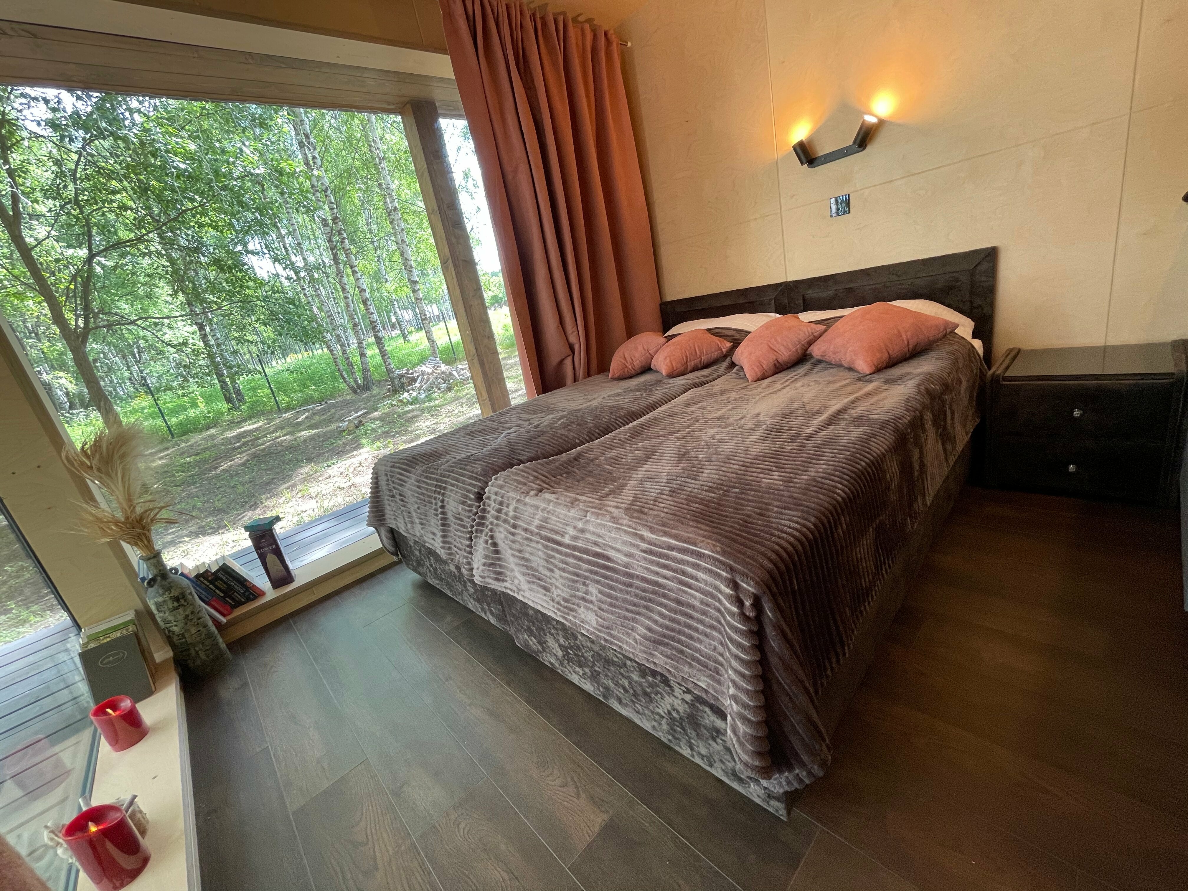 Дом с видом на лес