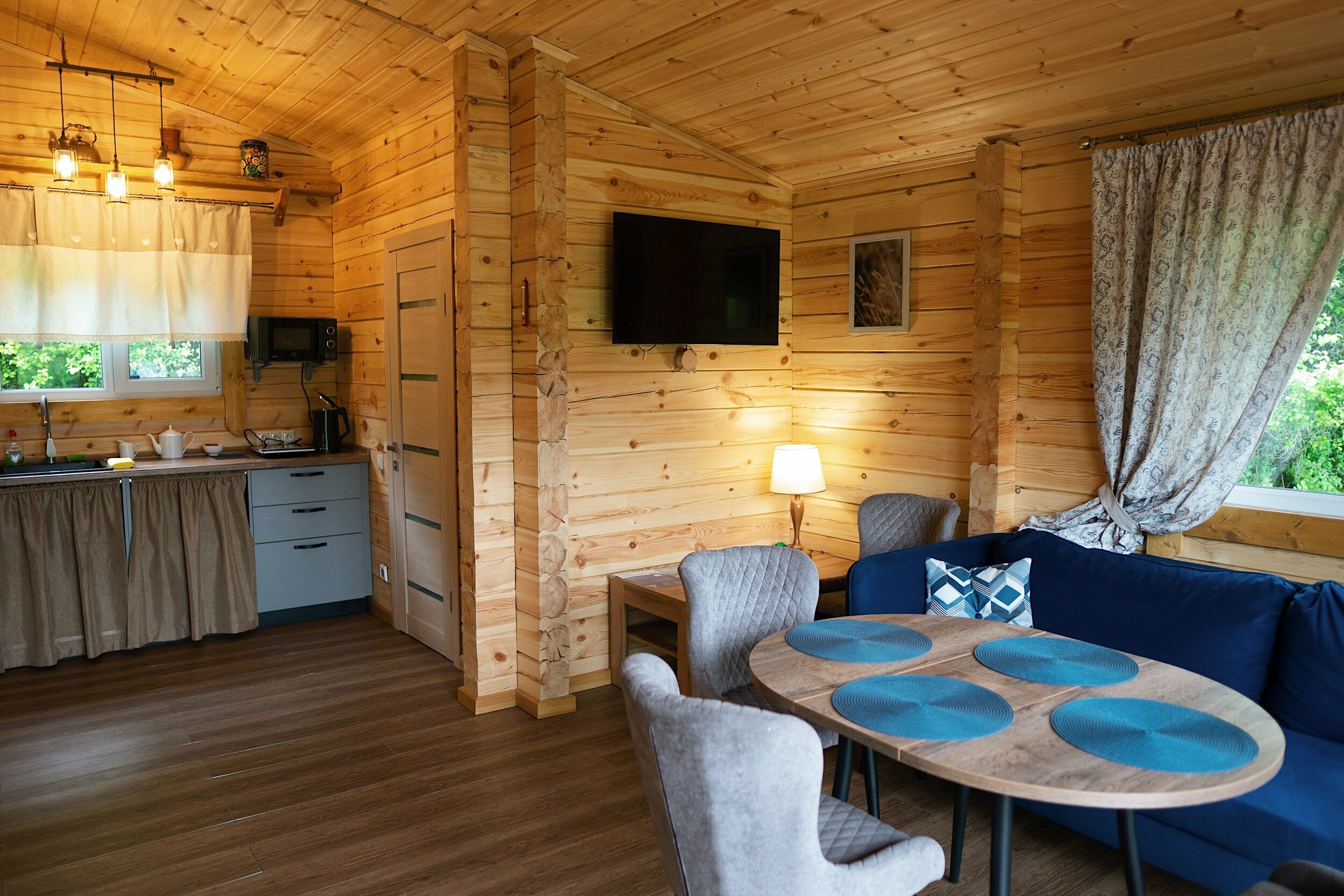 Большой домик