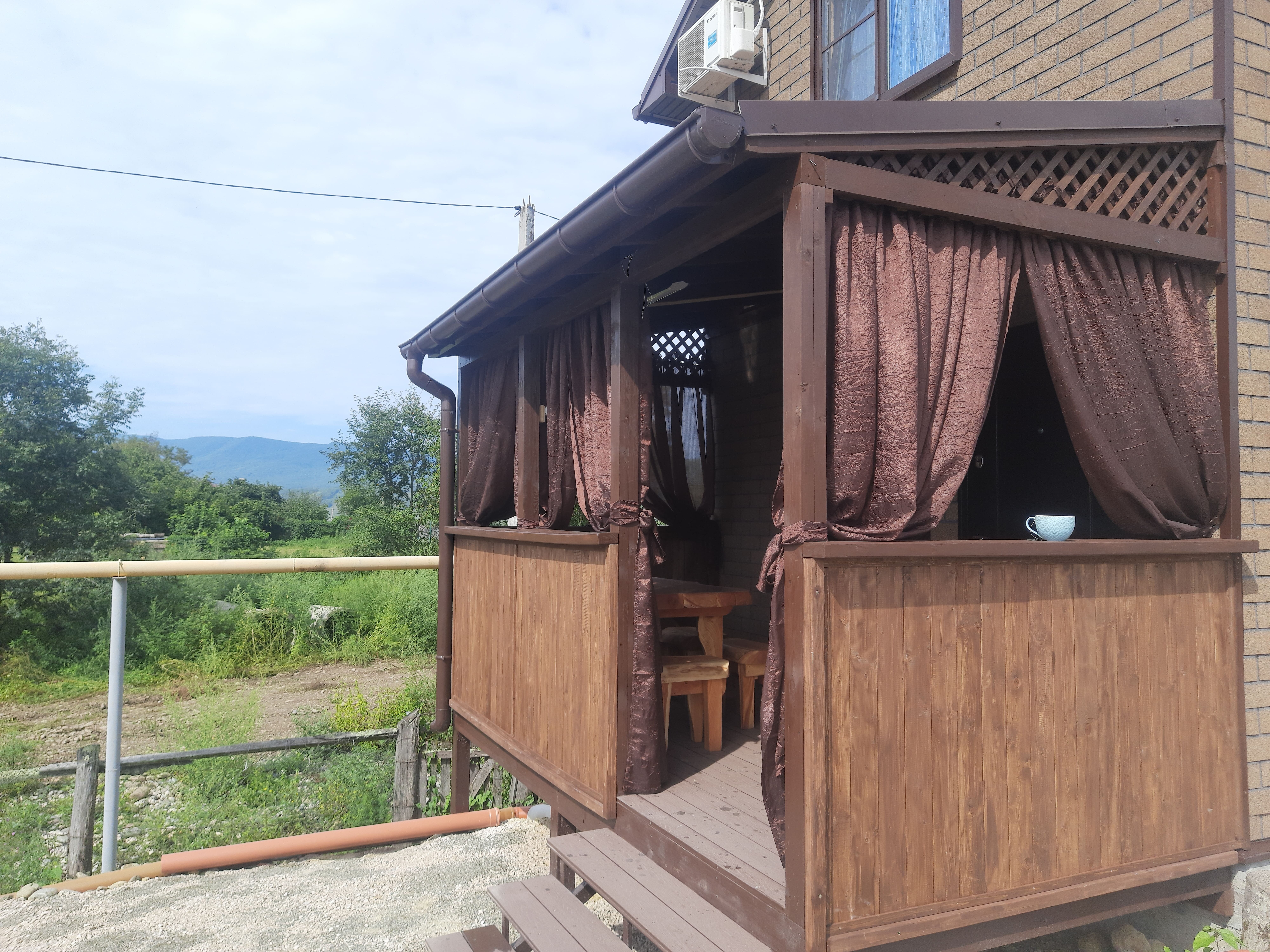 Коттедж с видом на горы